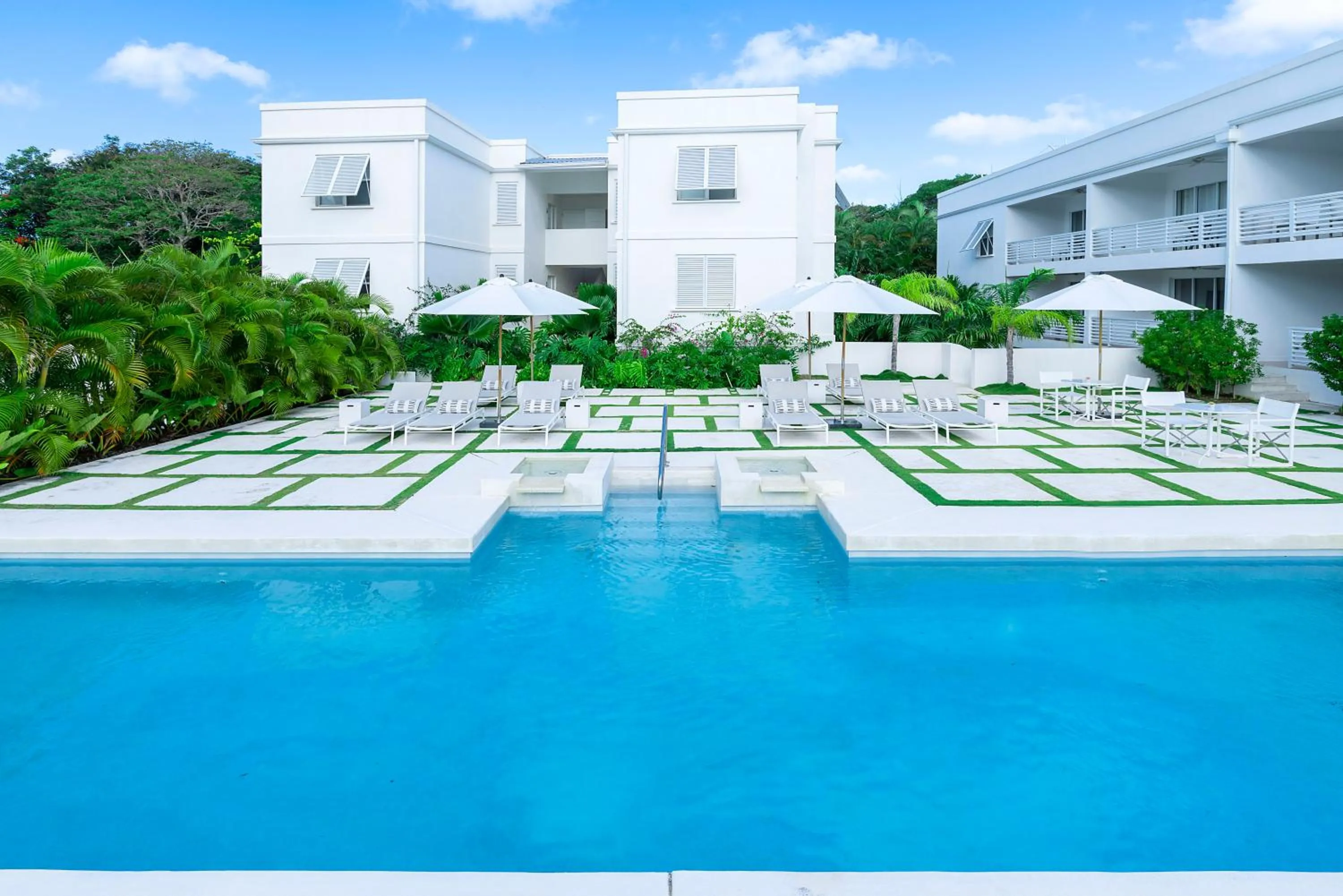 Property building in Mullins Grove