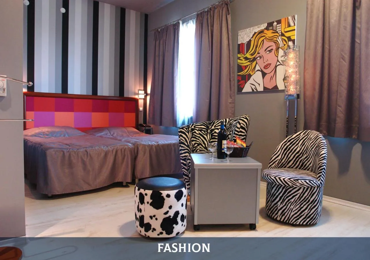 Bed in Diplomat Plaza Hotel & Resort