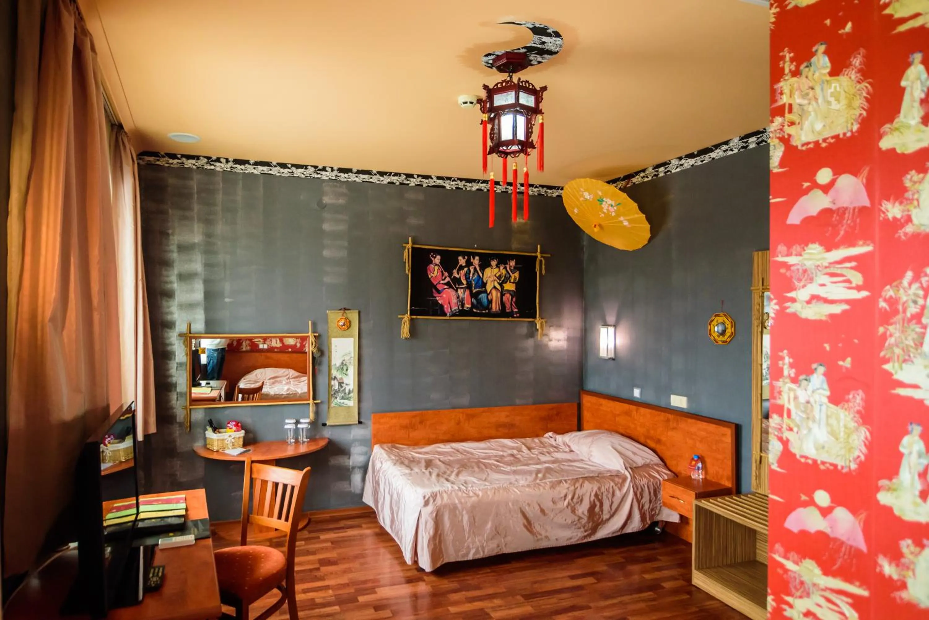 Bed in Diplomat Plaza Hotel & Resort