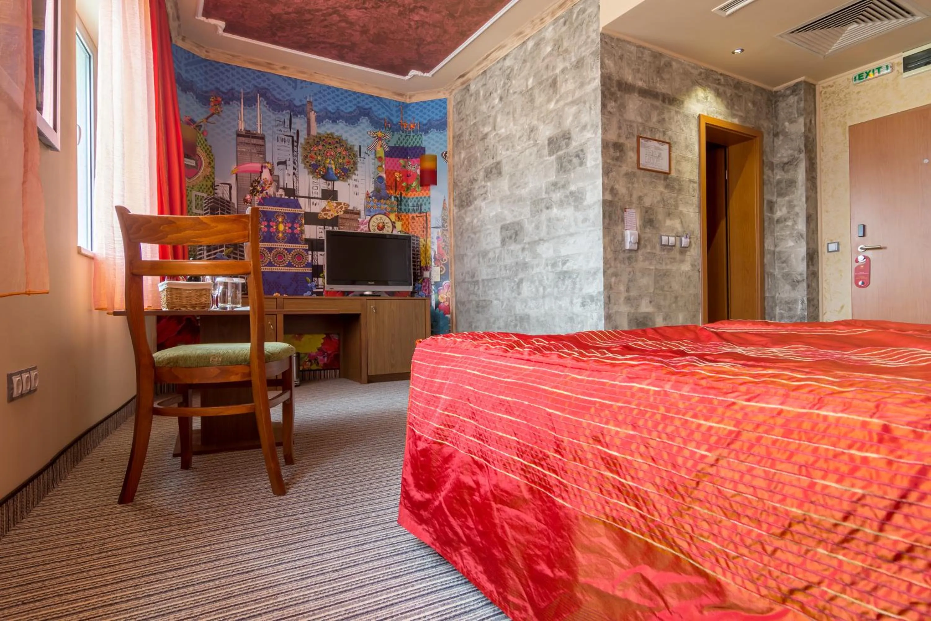 Bed in Diplomat Plaza Hotel & Resort