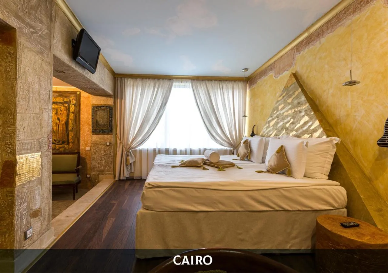 Bed in Diplomat Plaza Hotel & Resort