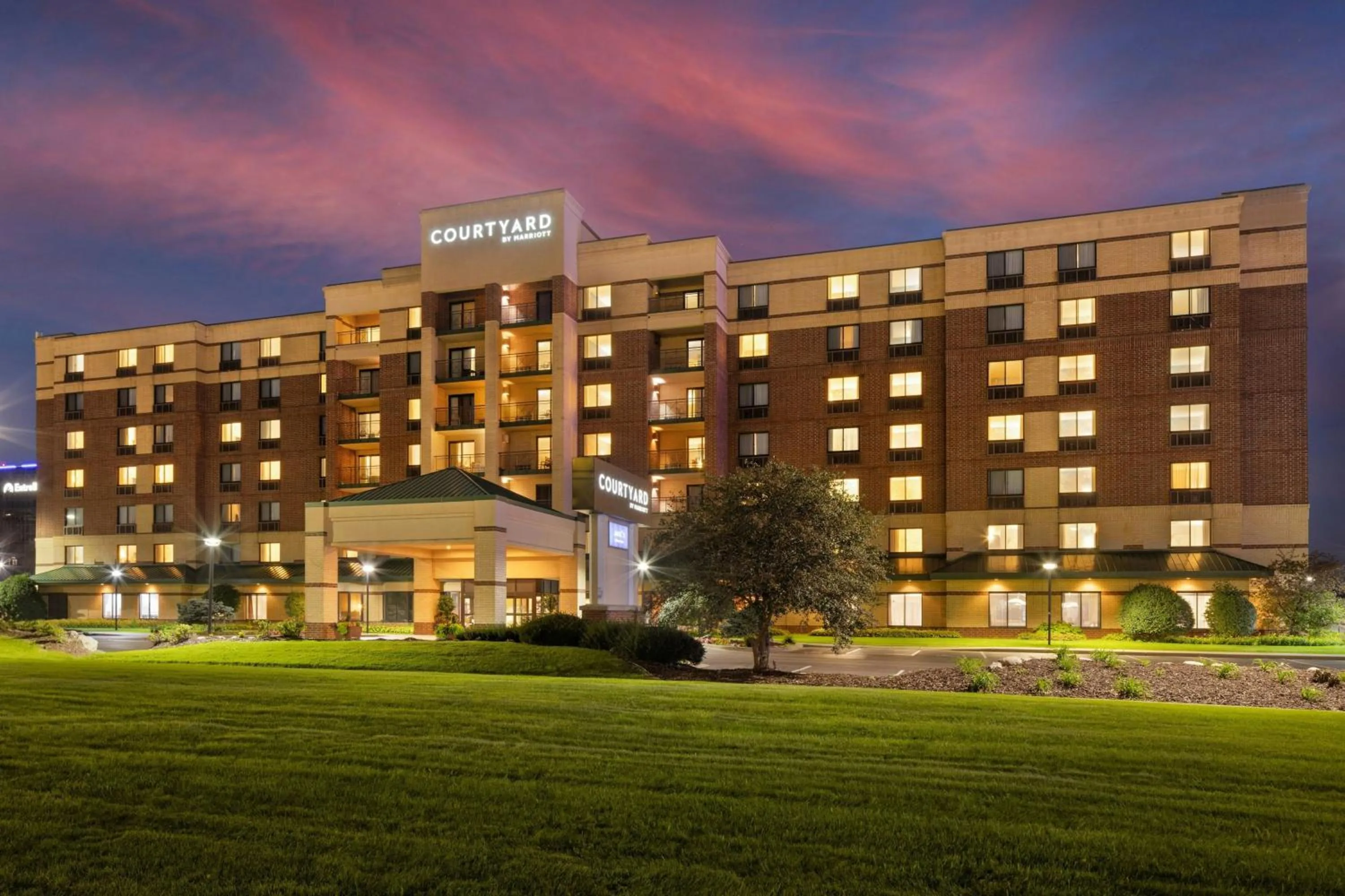 Property building in Courtyard by Marriott Bloomington Mall of America