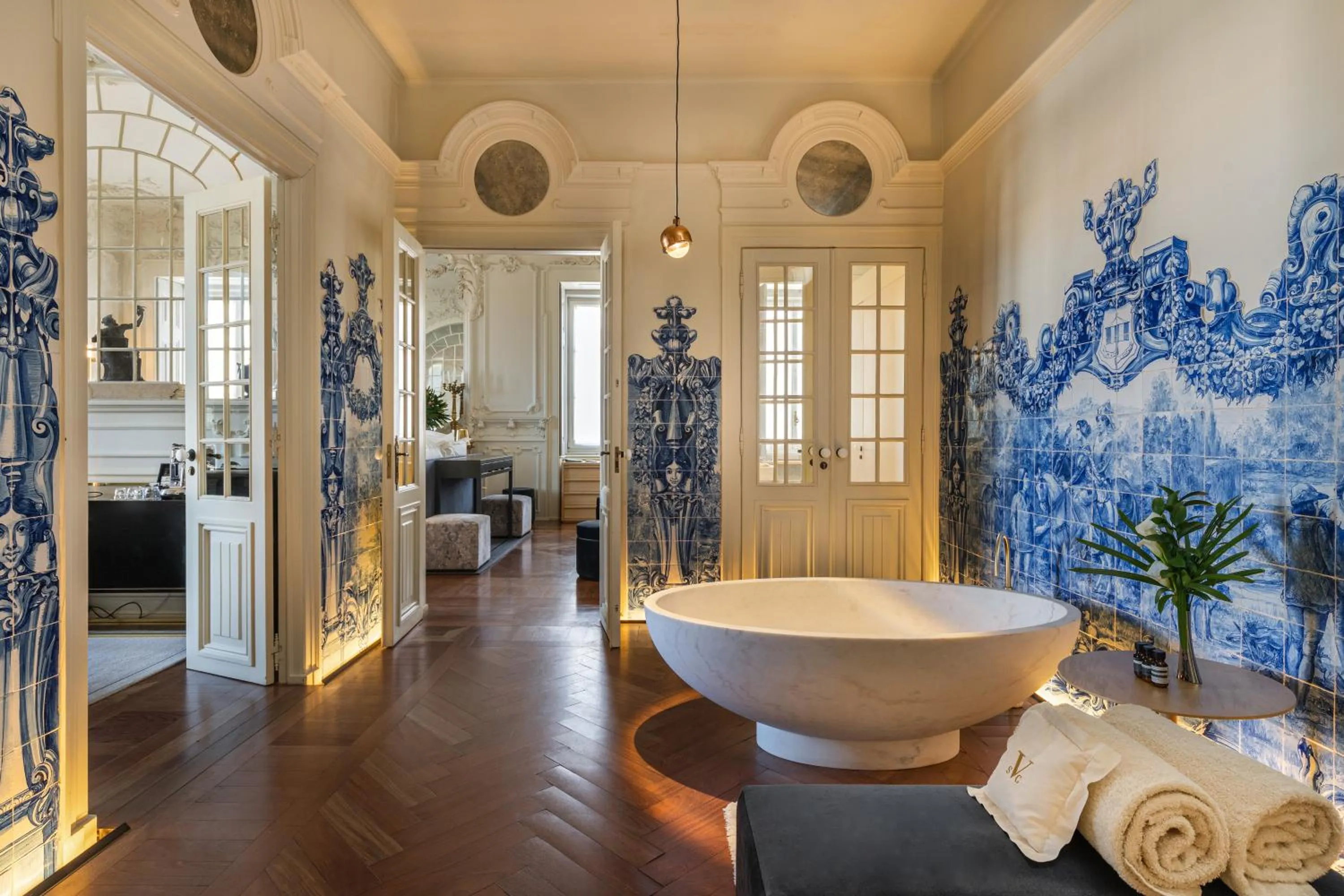 Bath in Verride Palácio Santa Catarina