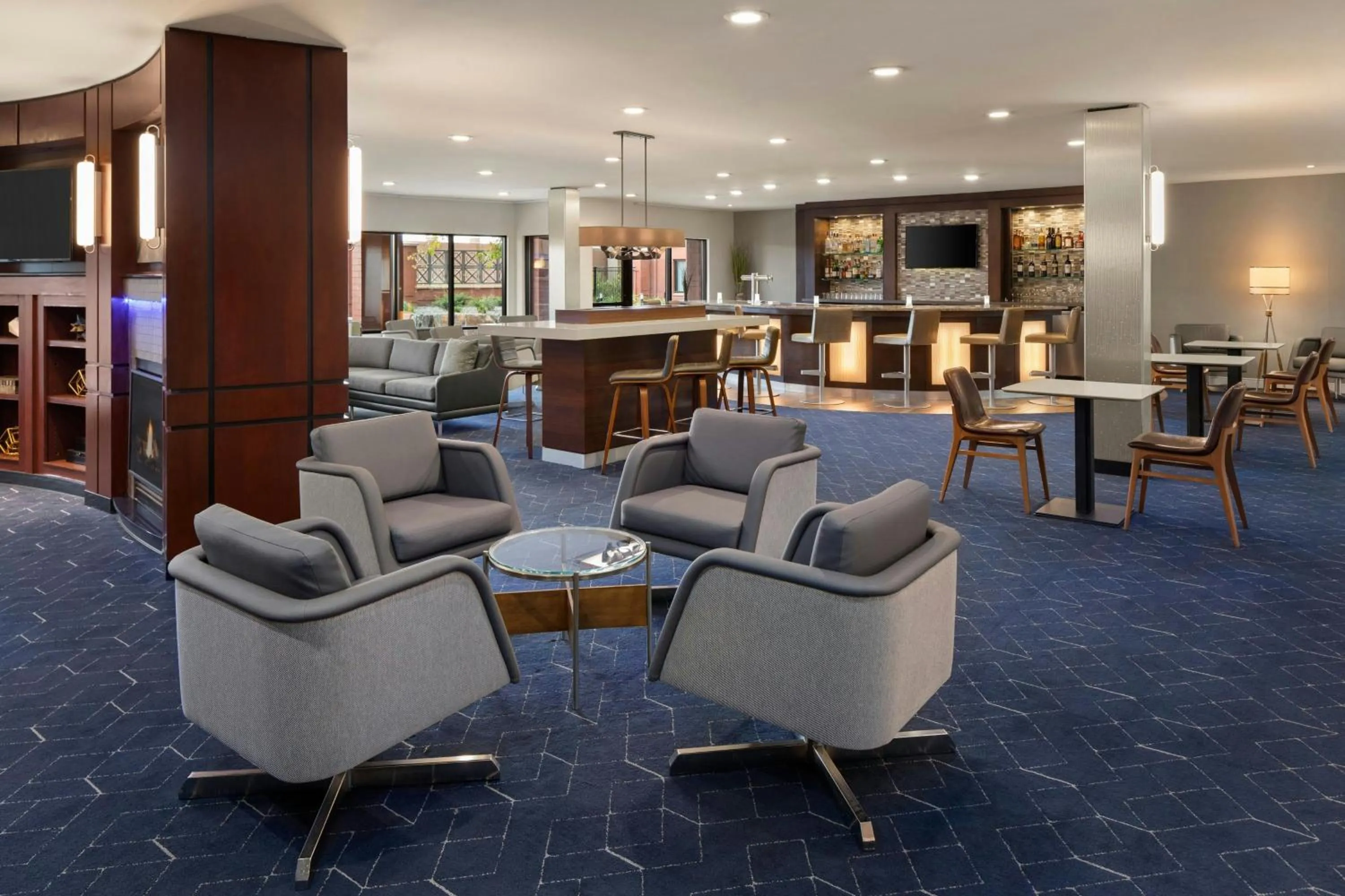 Lobby or reception in Courtyard Minneapolis St. Paul/Roseville