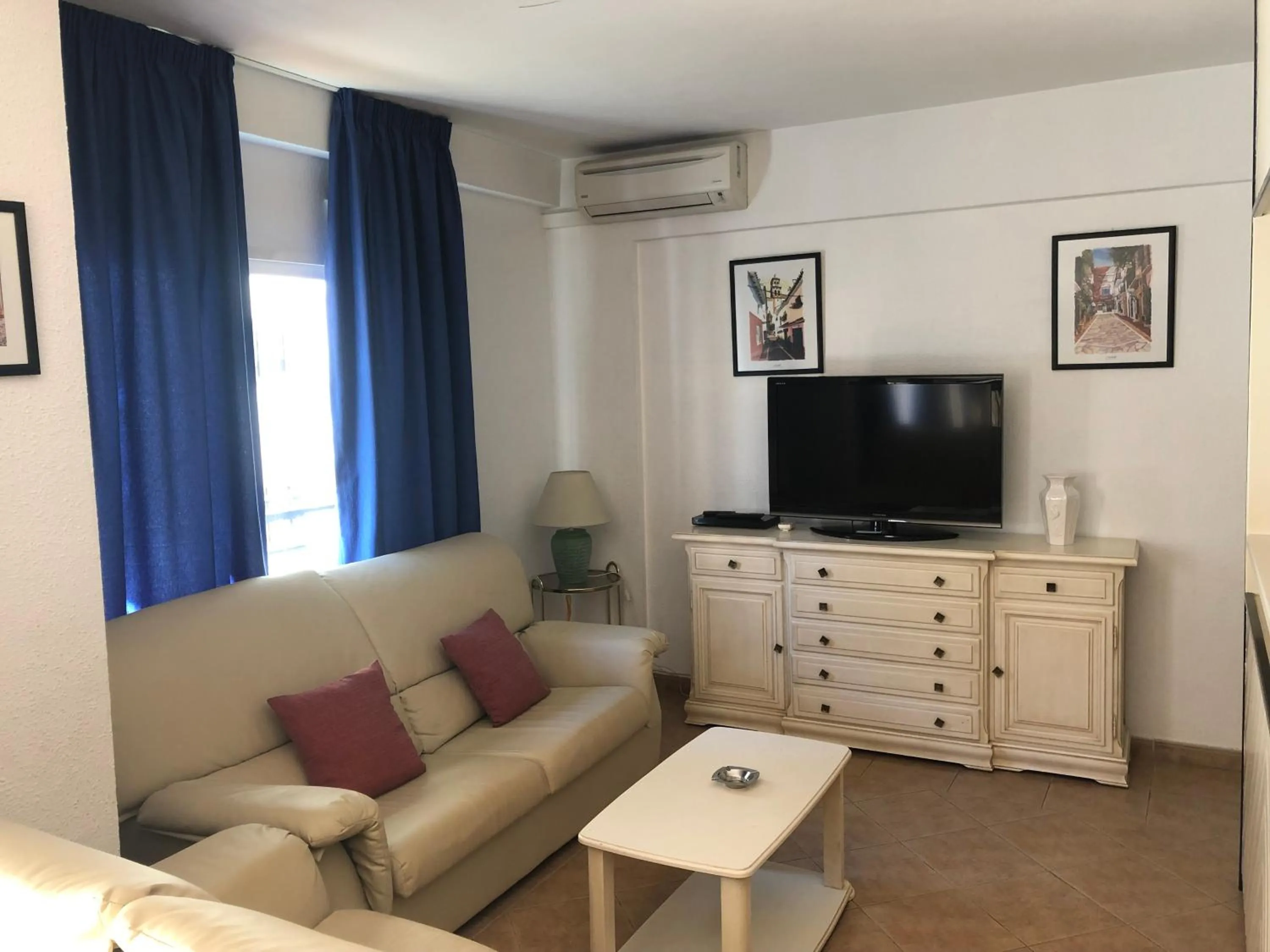 Apartamentos Mediterraneo