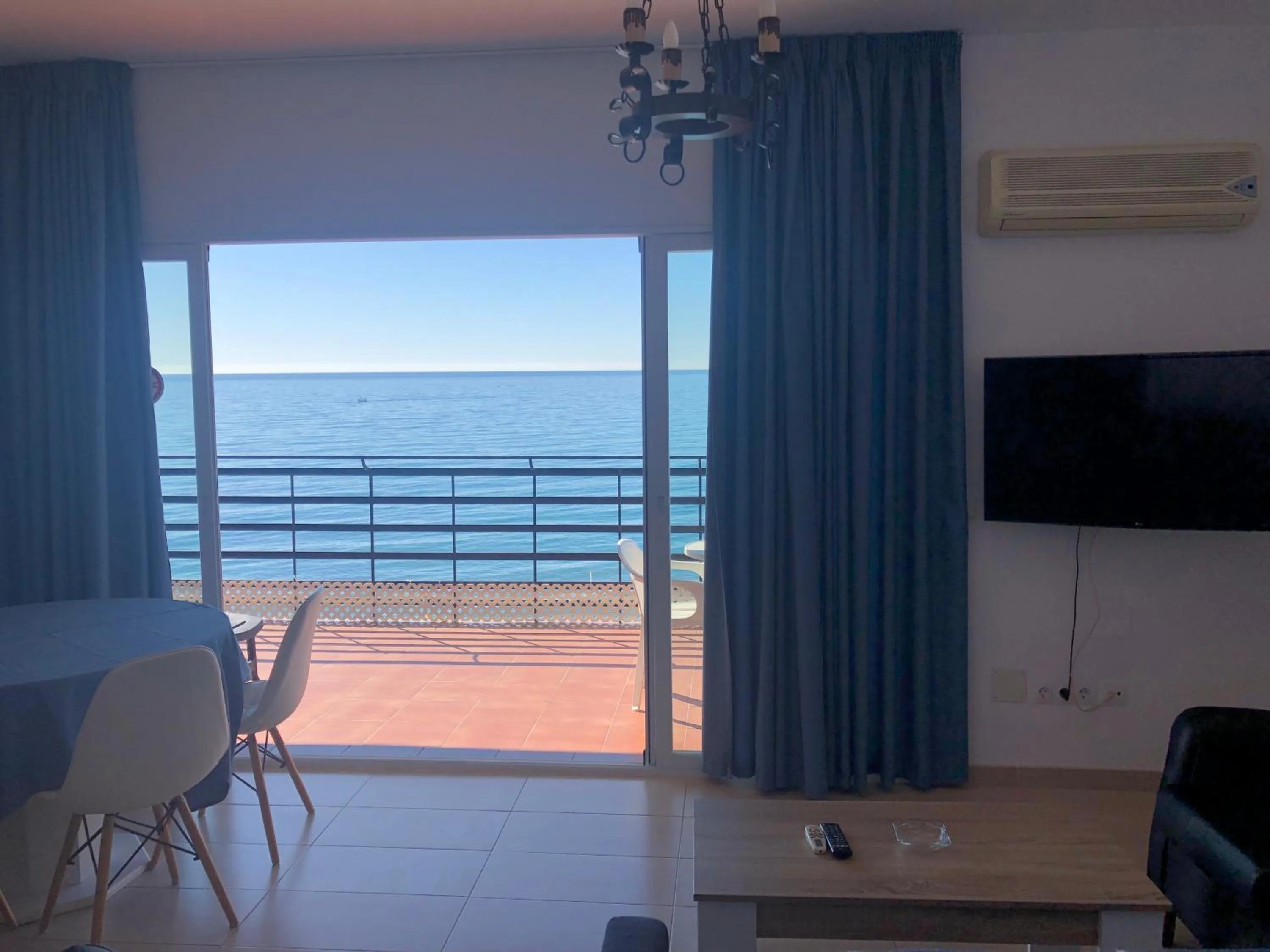 Sea view in Apartamentos Mediterraneo