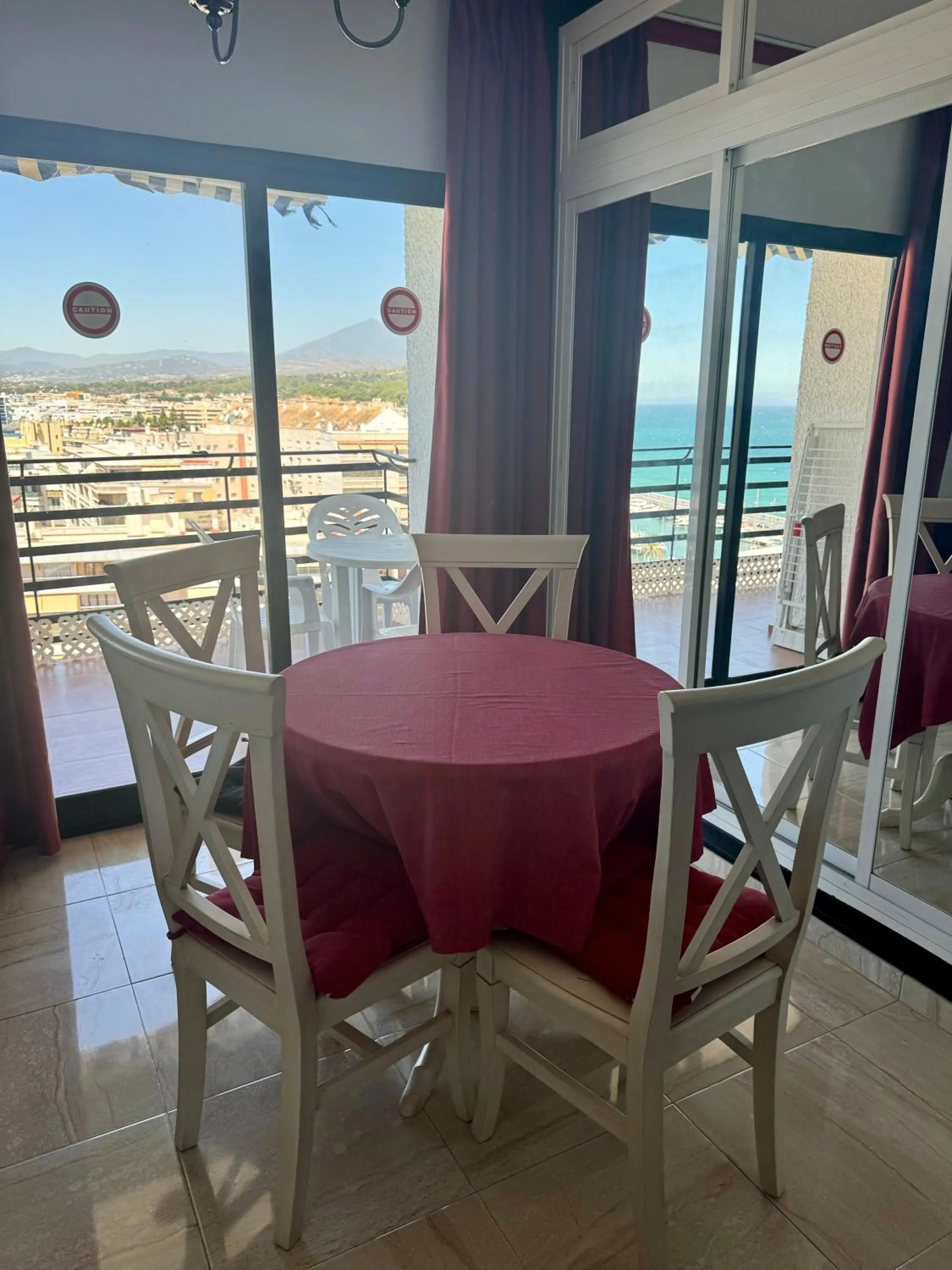 Apartamentos Mediterraneo