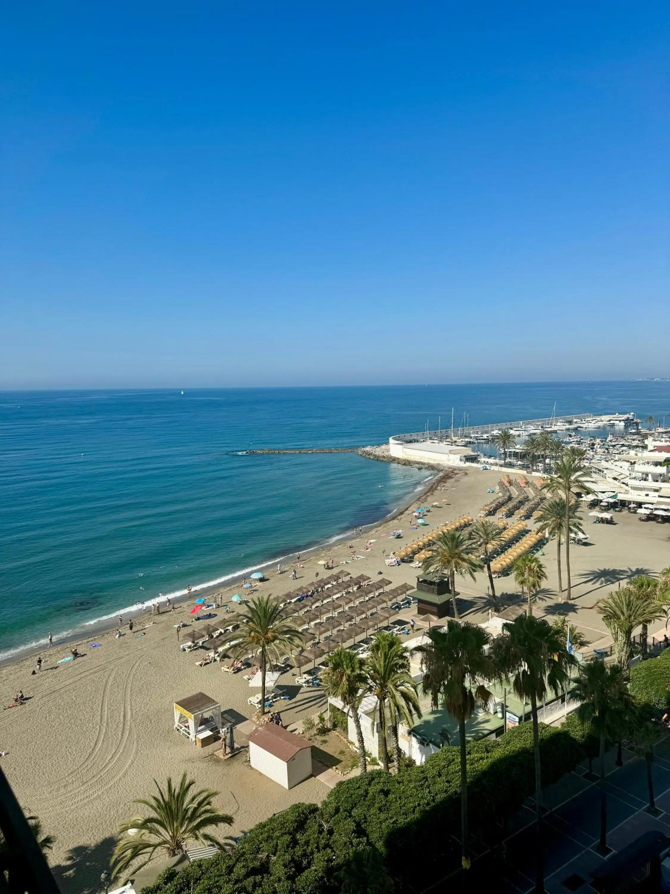 Apartamentos Mediterraneo