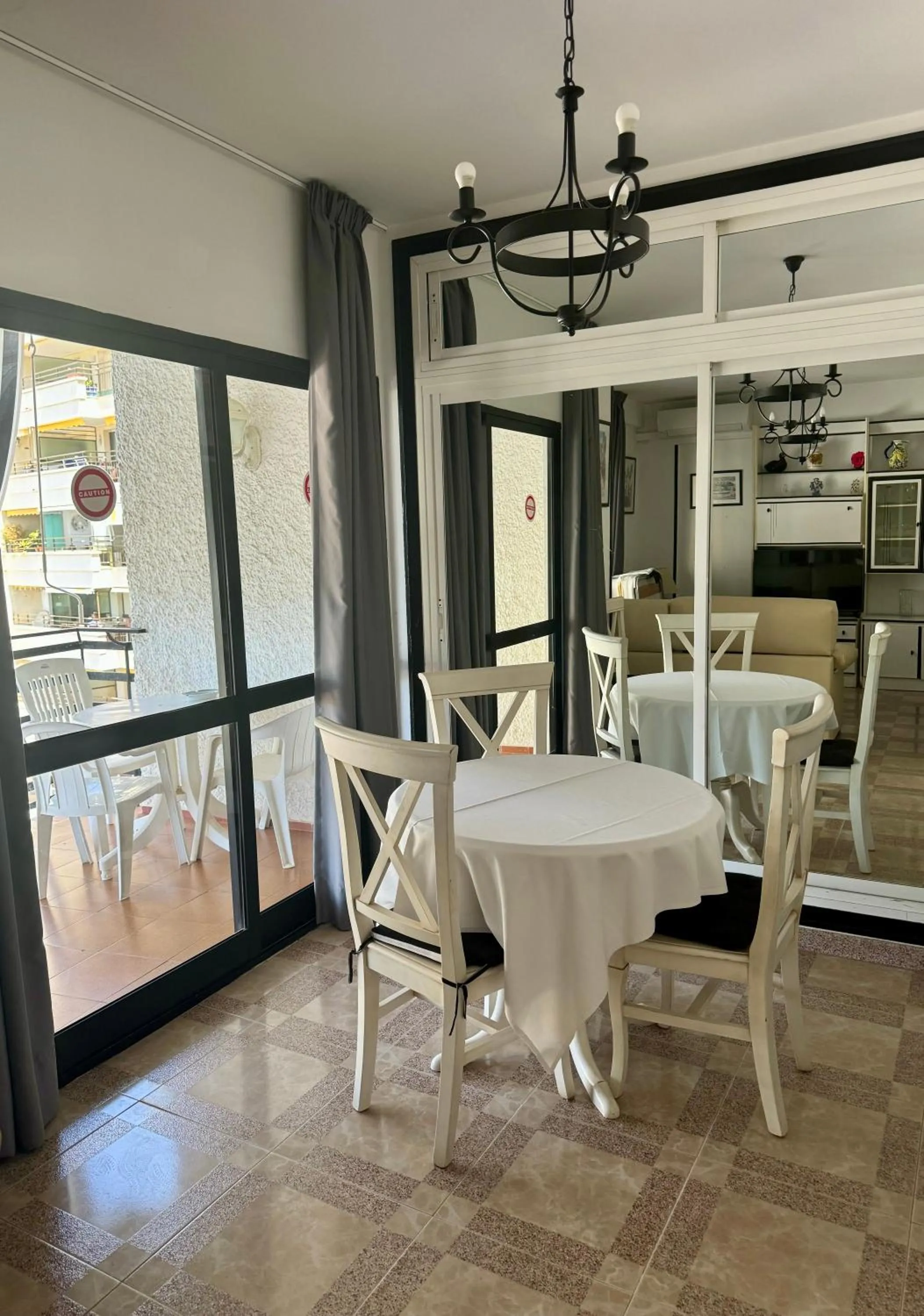 Apartamentos Mediterraneo