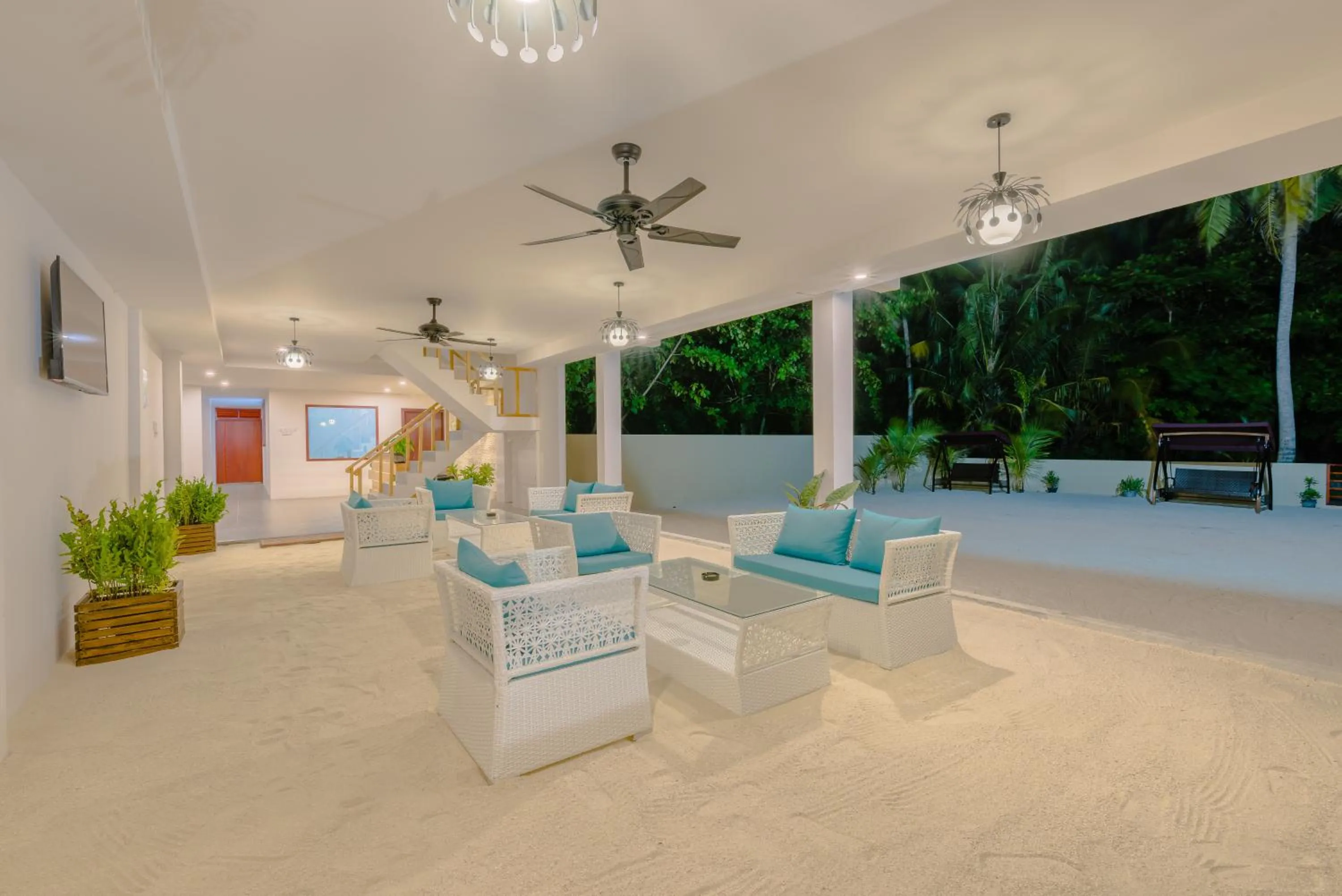 Restaurant/places to eat in White Sand Dhigurah