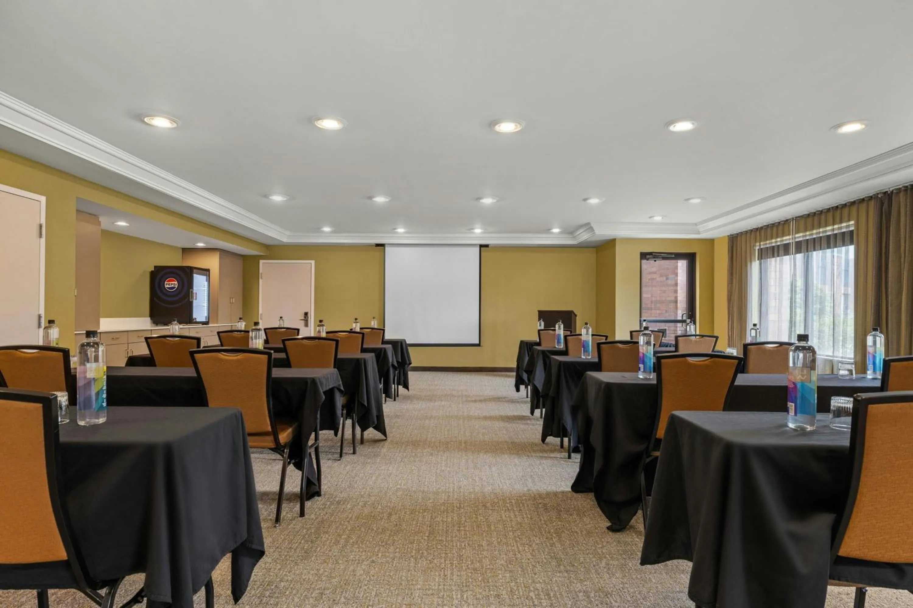 Meeting/conference room in SpringHill Suites Minneapolis West St. Louis Park
