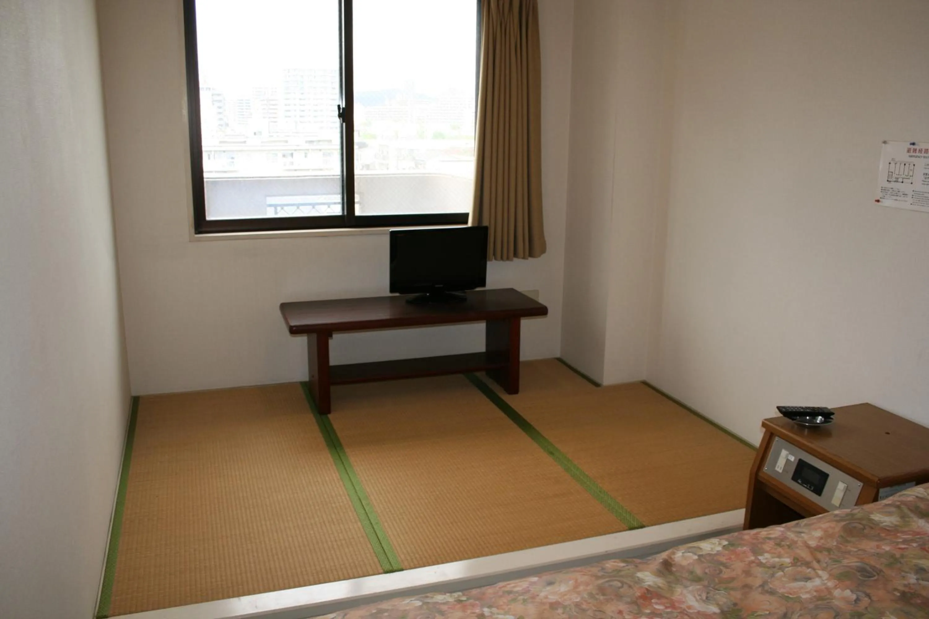 TV/Entertainment Center in HIROSHIMA Peace Hotel Ujina