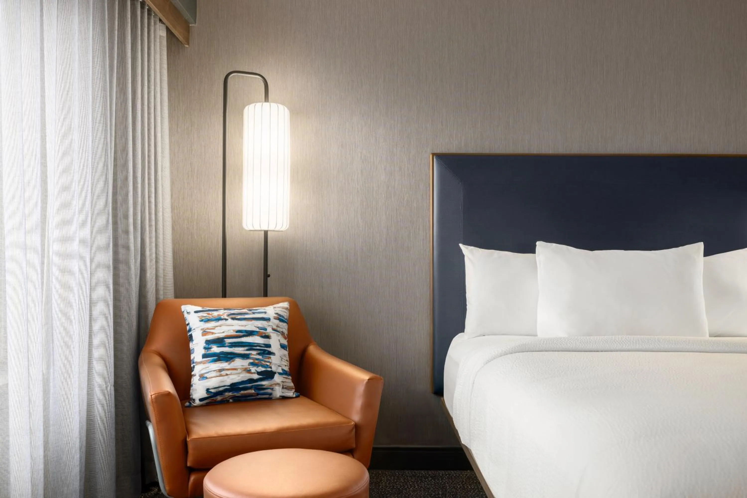 Bedroom, Bed in Courtyard by Marriott Kokomo