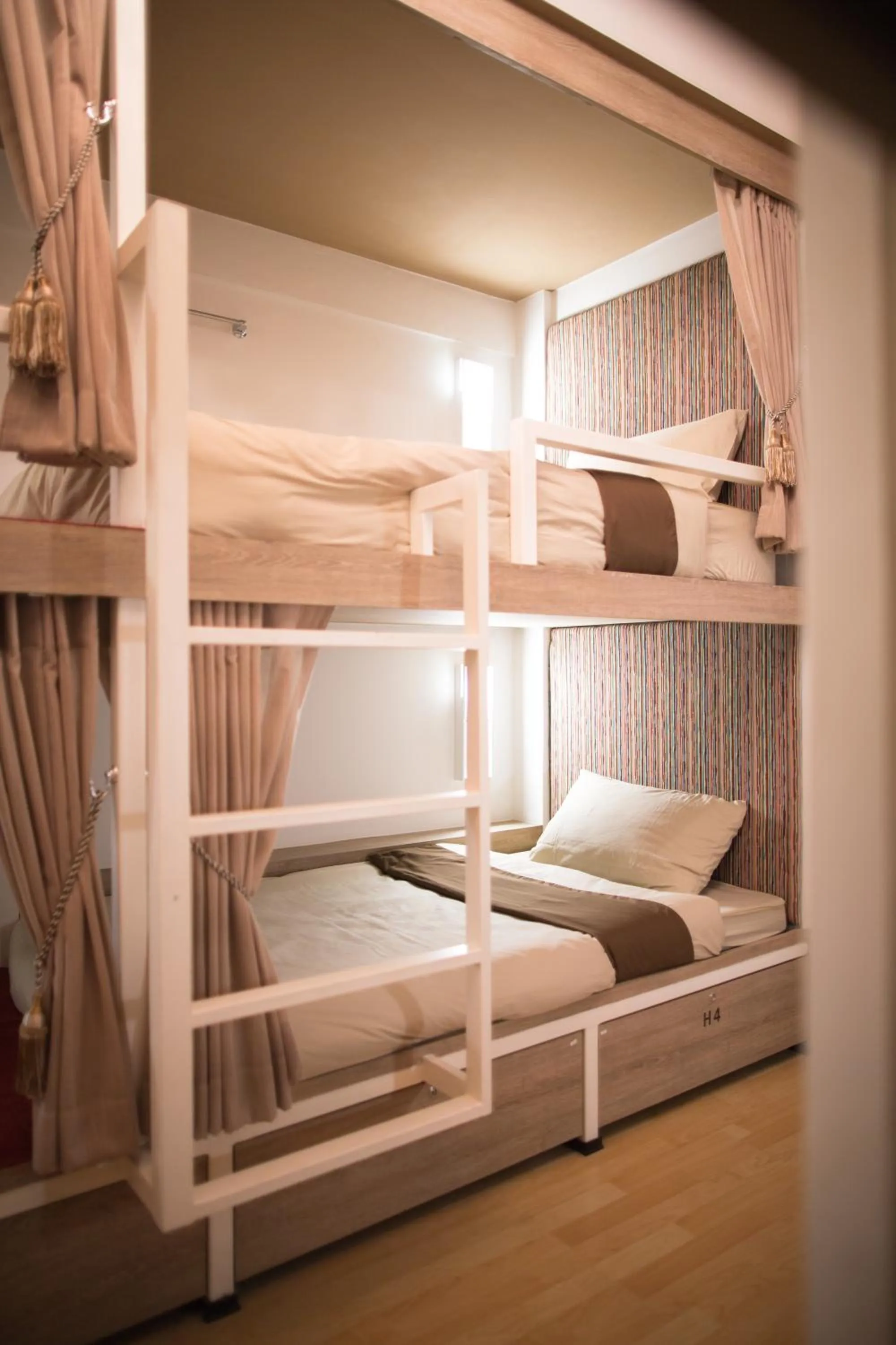 Bedroom, Bed in Chiangmai Midpoint Activity Hostel