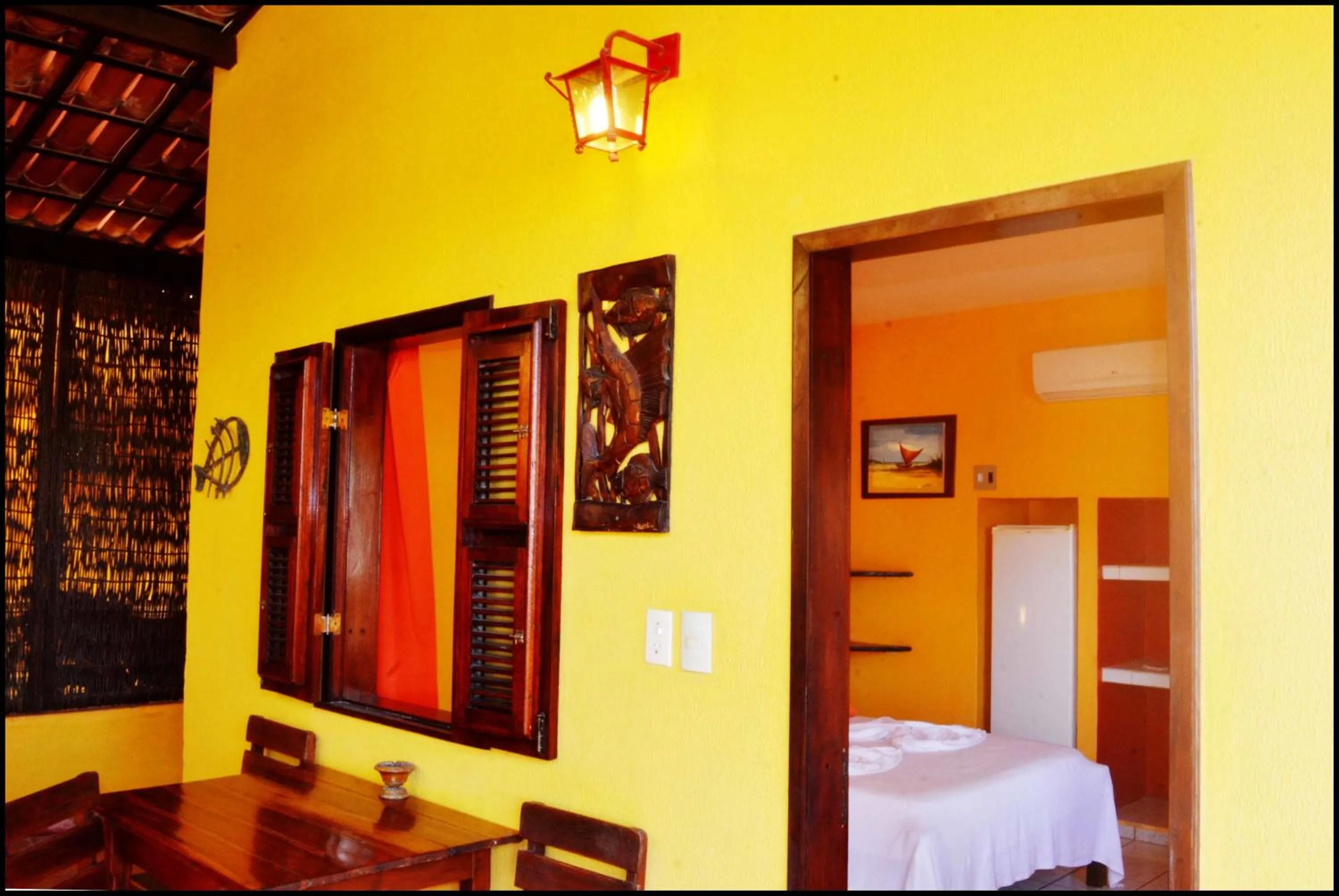 Dining area, Bed in Pousada Sahara