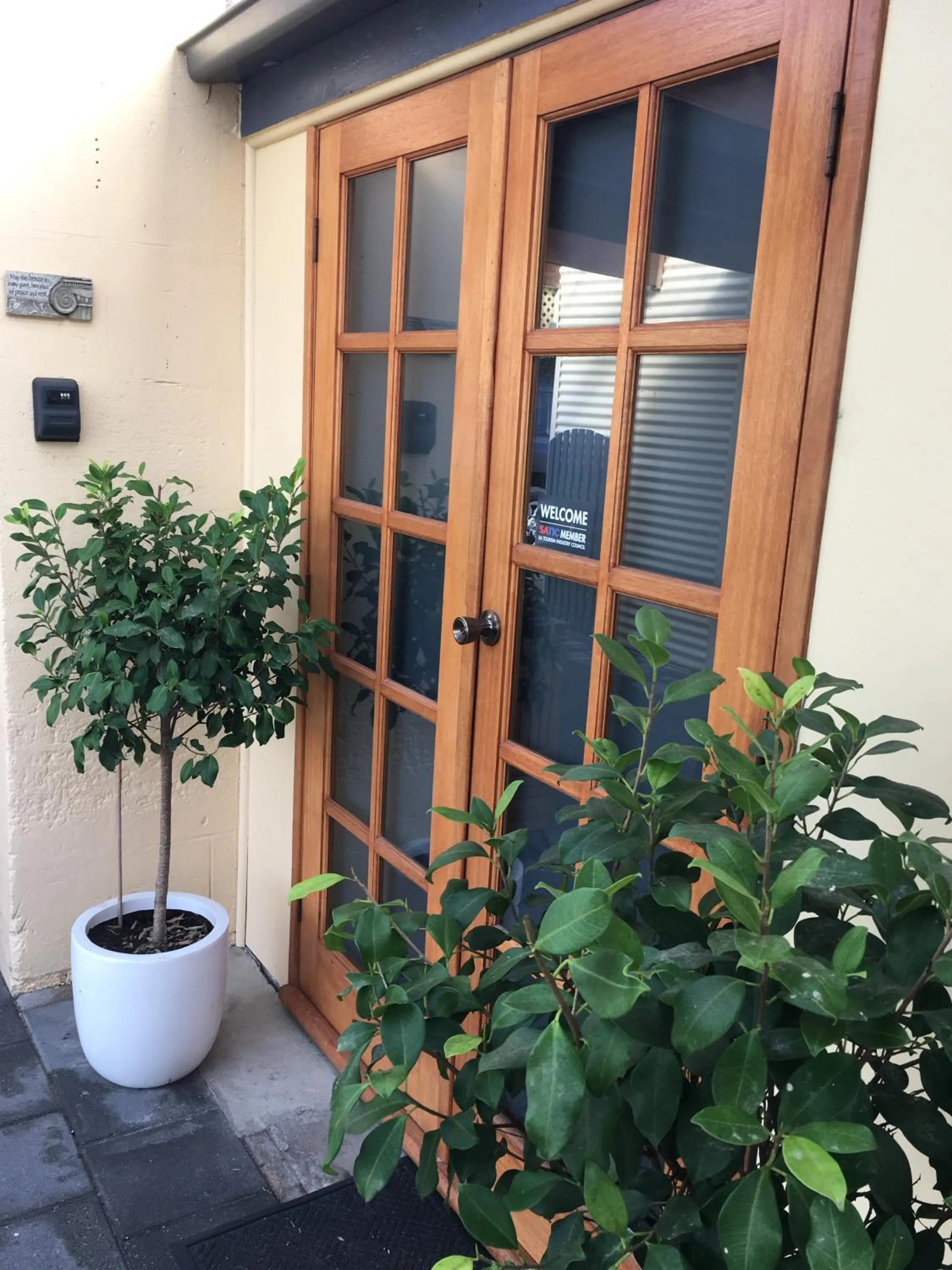 Facade/entrance in Agnes Cottage Bed & Breakfast