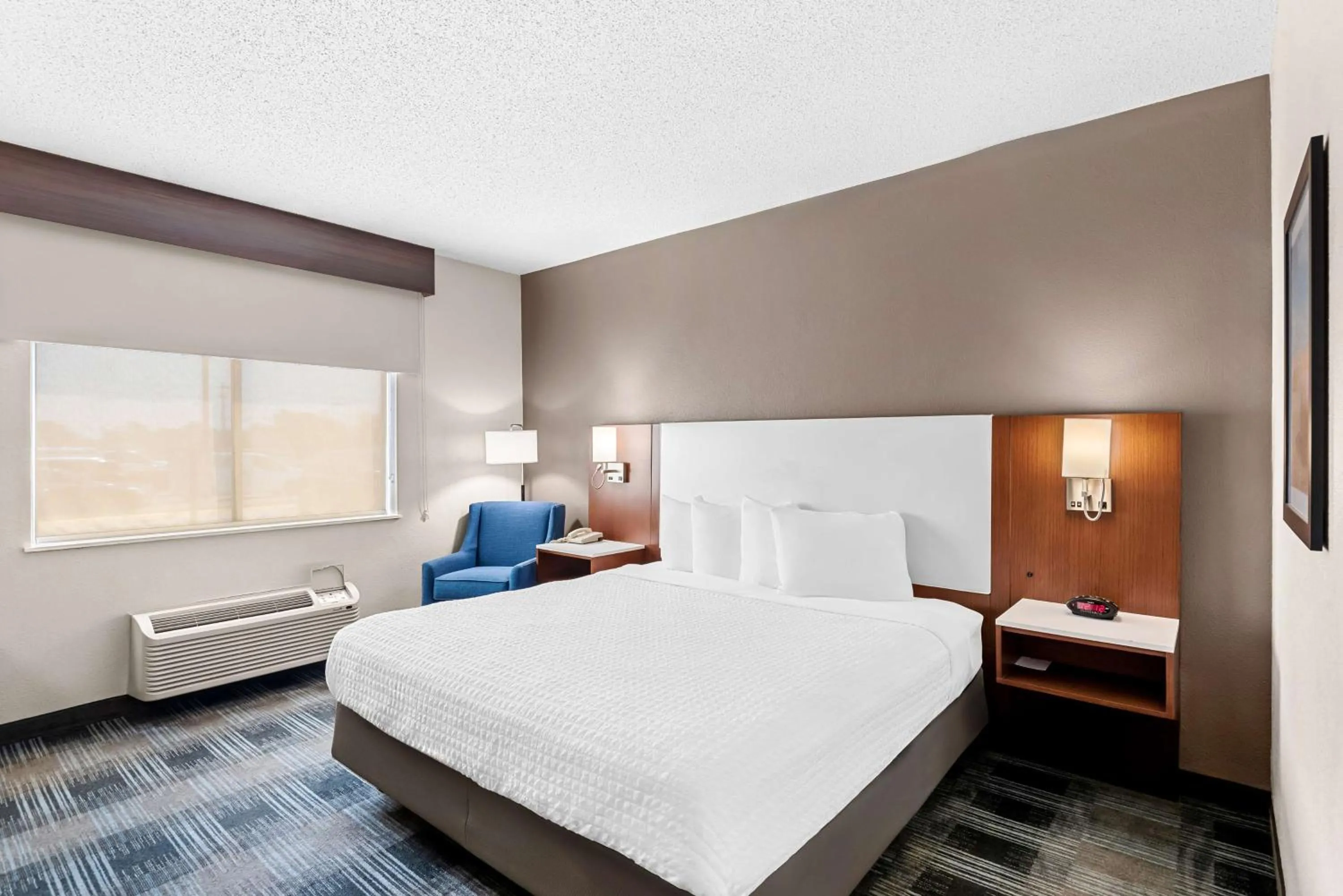 Bedroom, Bed in Best Western Ottumwa Inn & Suites