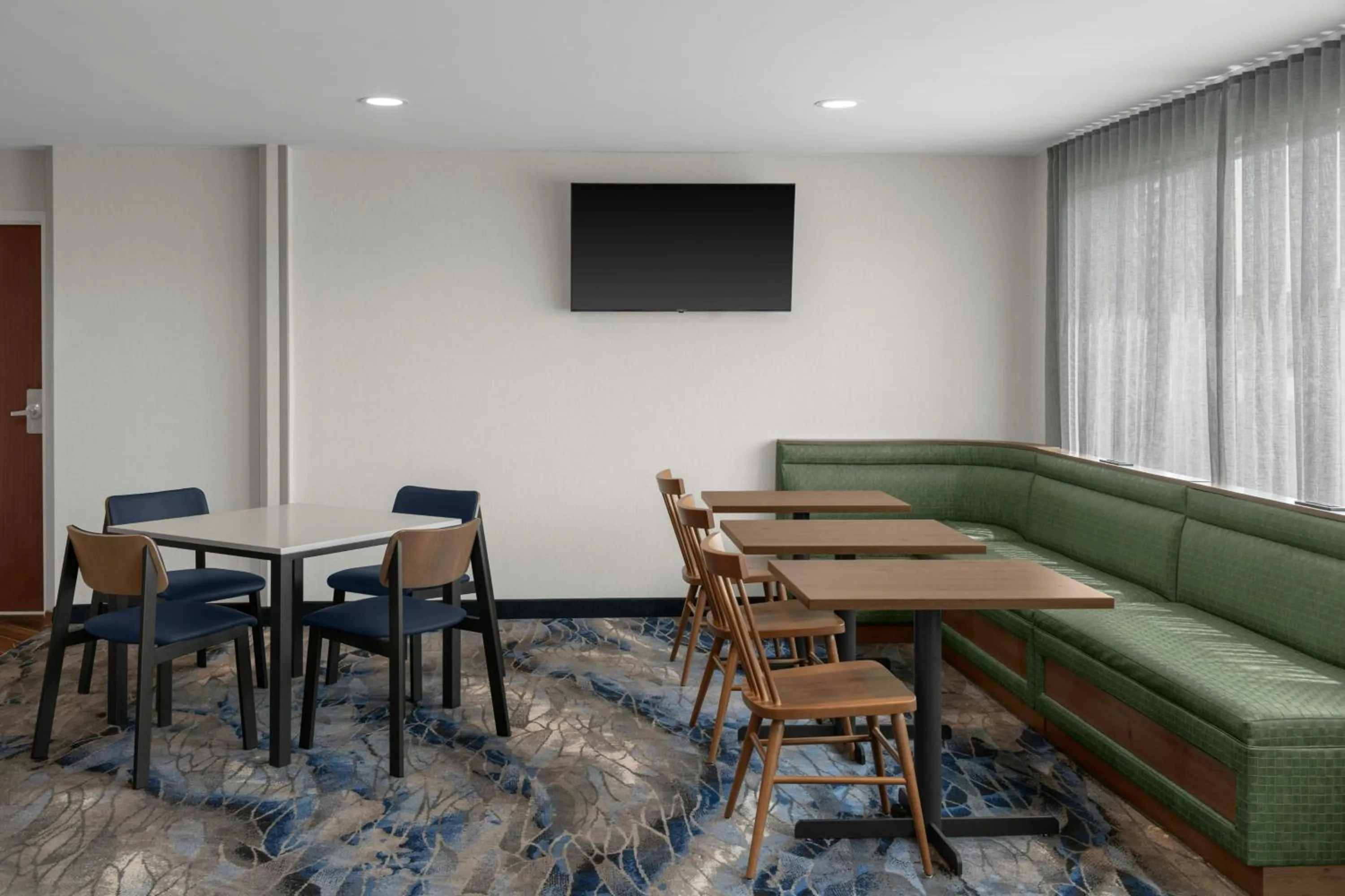 Breakfast in Fairfield Inn Owensboro