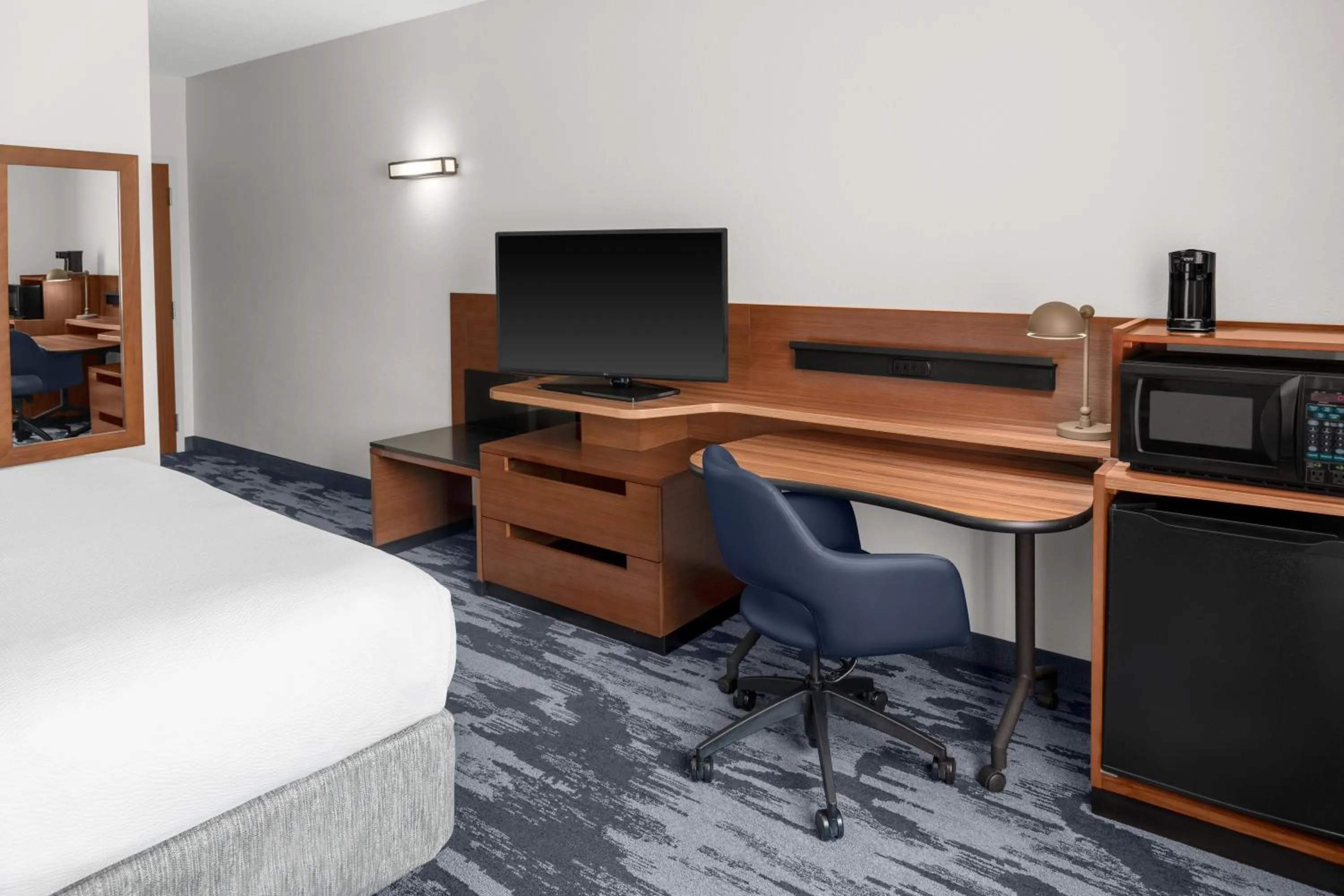 Bed in Fairfield Inn Owensboro