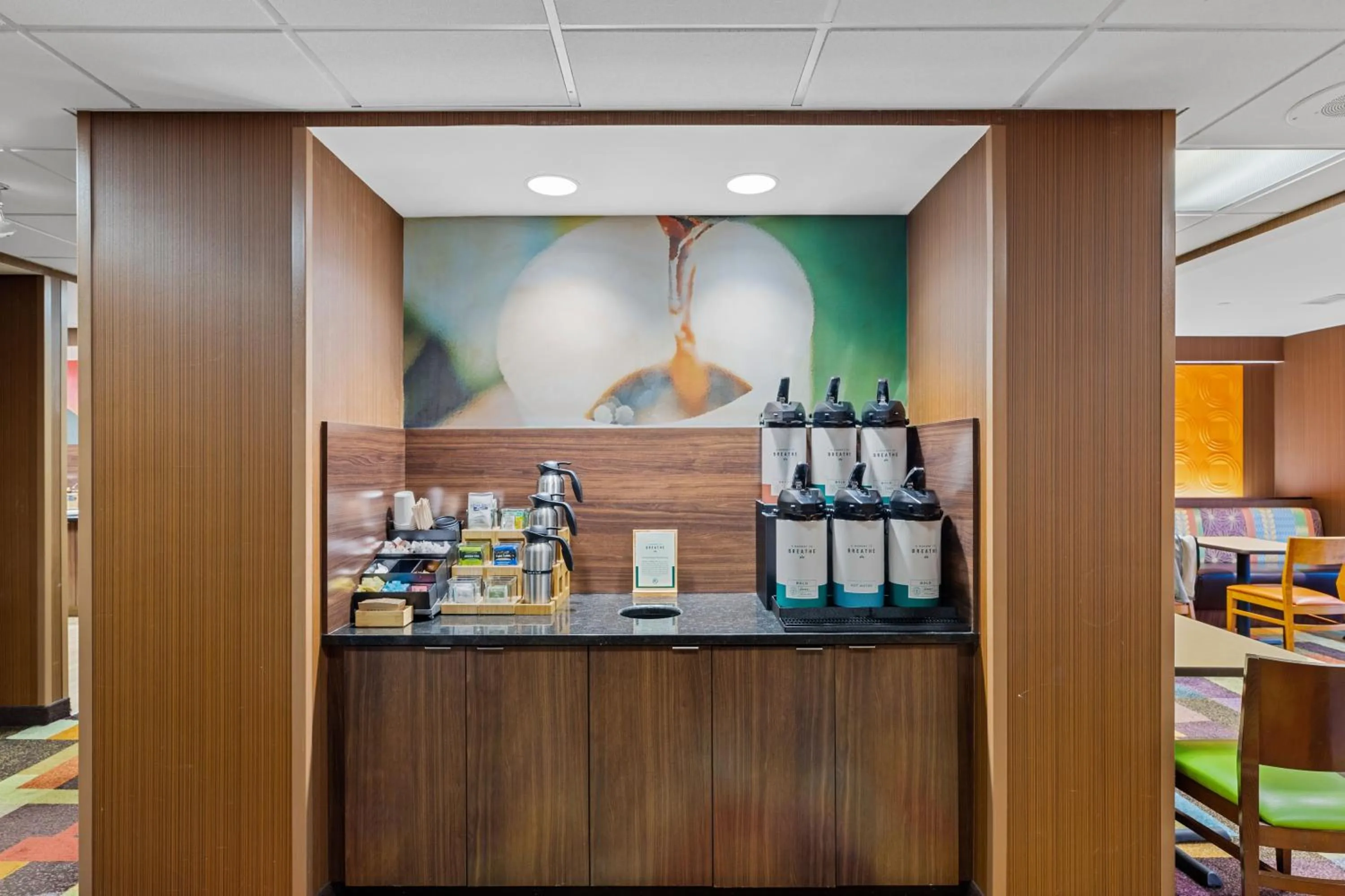 Coffee/tea facilities in Fairfield Inn Owensboro