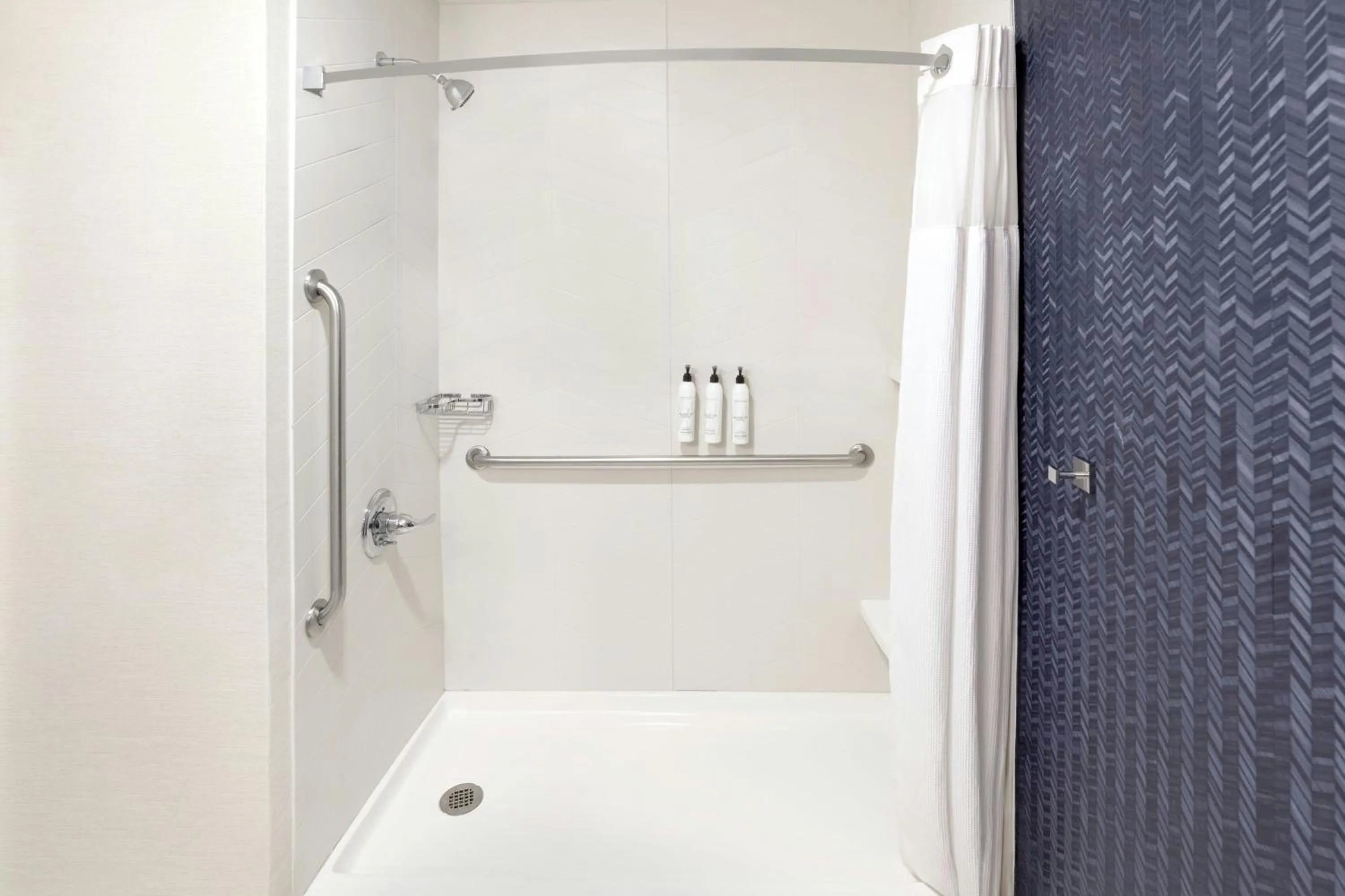 Bathroom in Fairfield Inn Owensboro