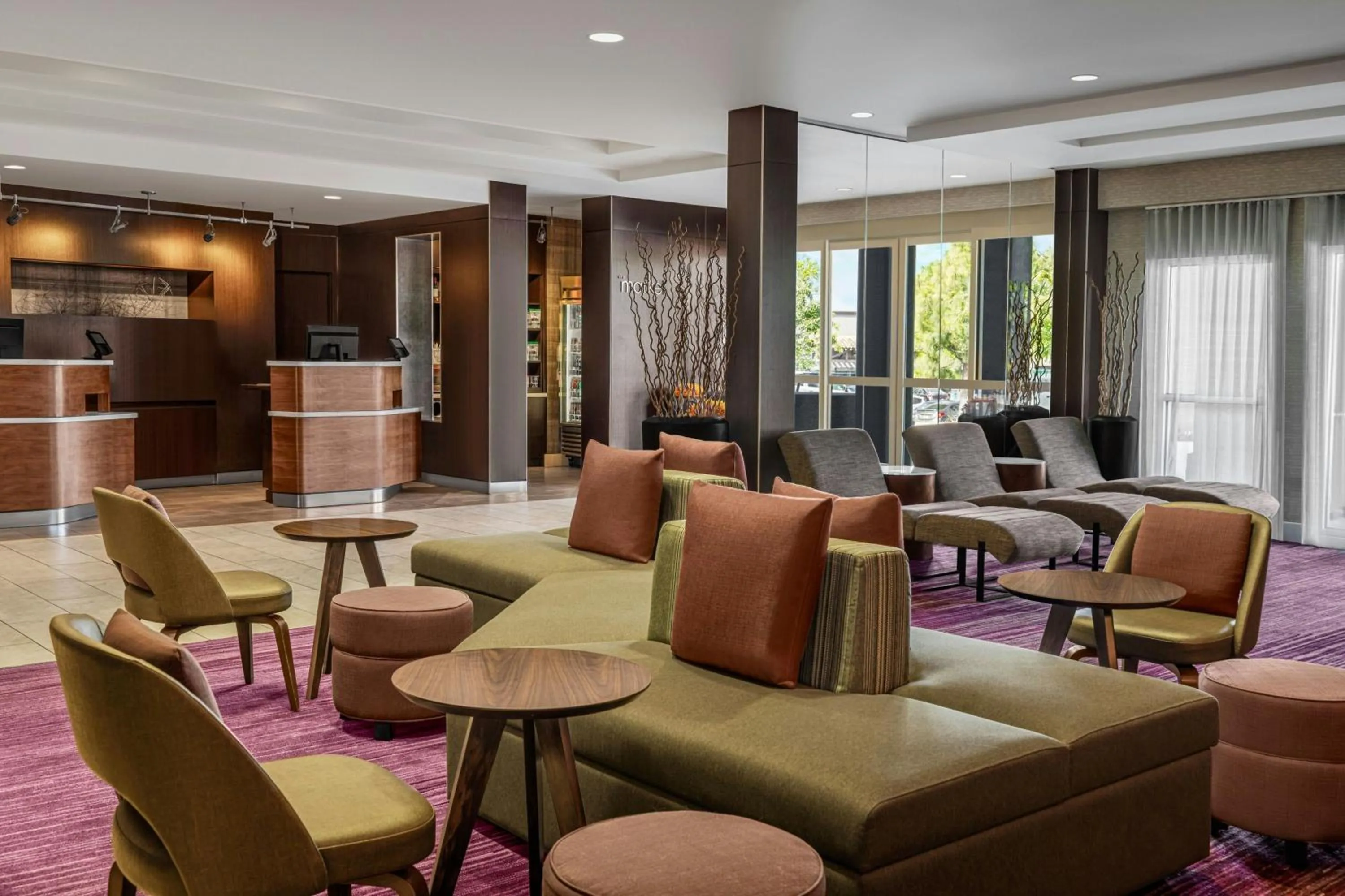 Lobby or reception in Courtyard Ventura Simi Valley