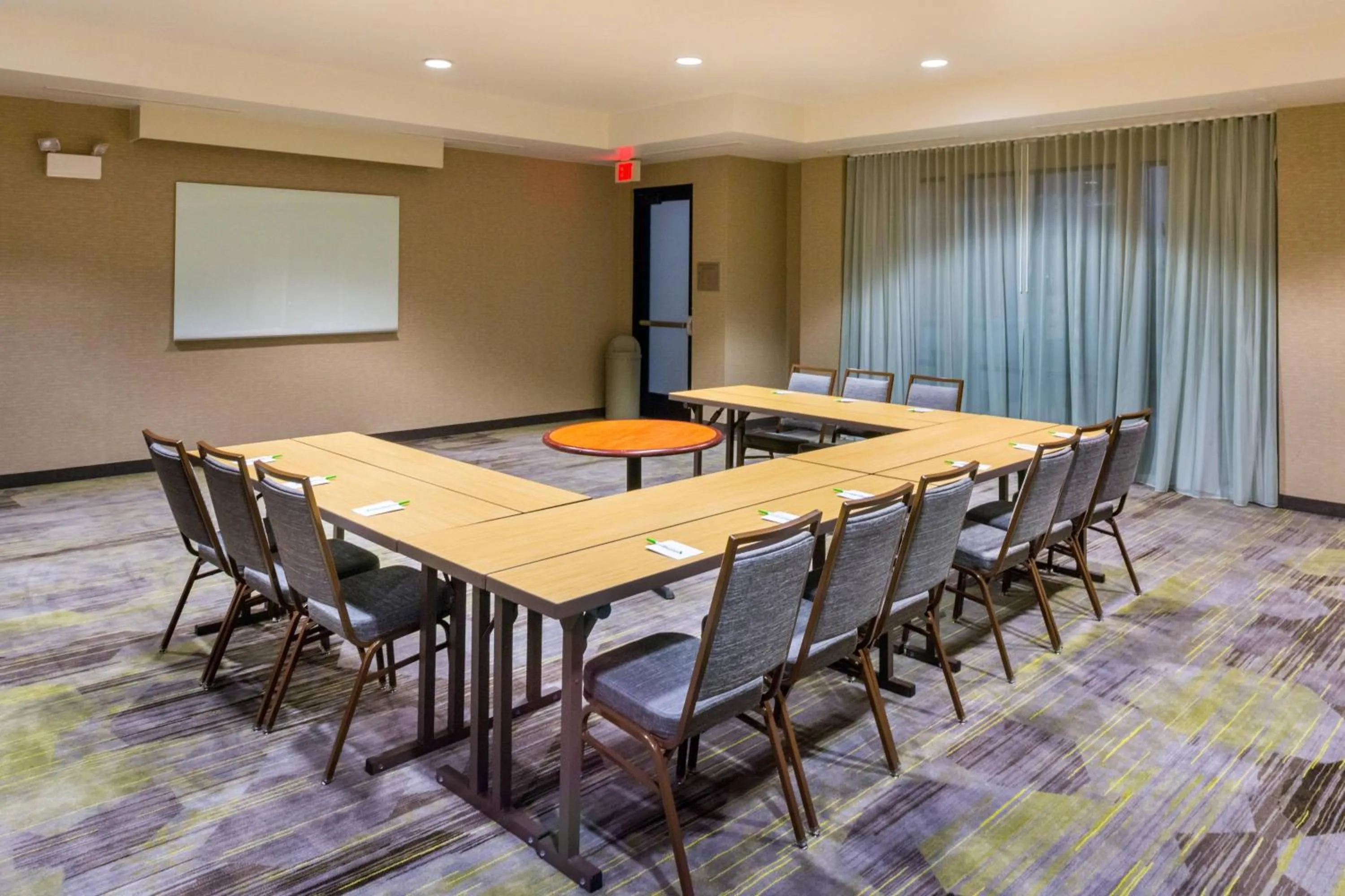 Meeting/conference room in Courtyard by Marriott Thousand Oaks Ventura County