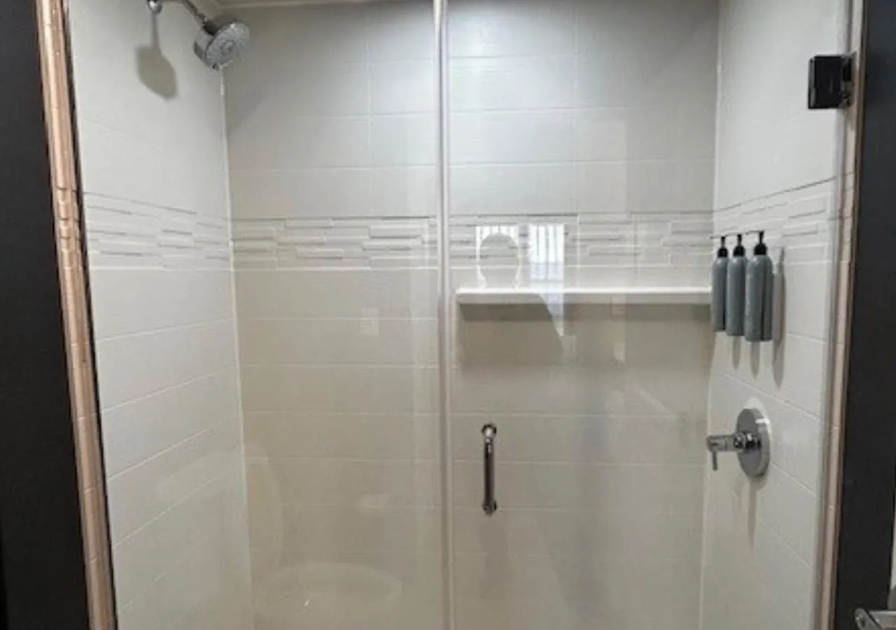 Shower in Residence Inn Paducah
