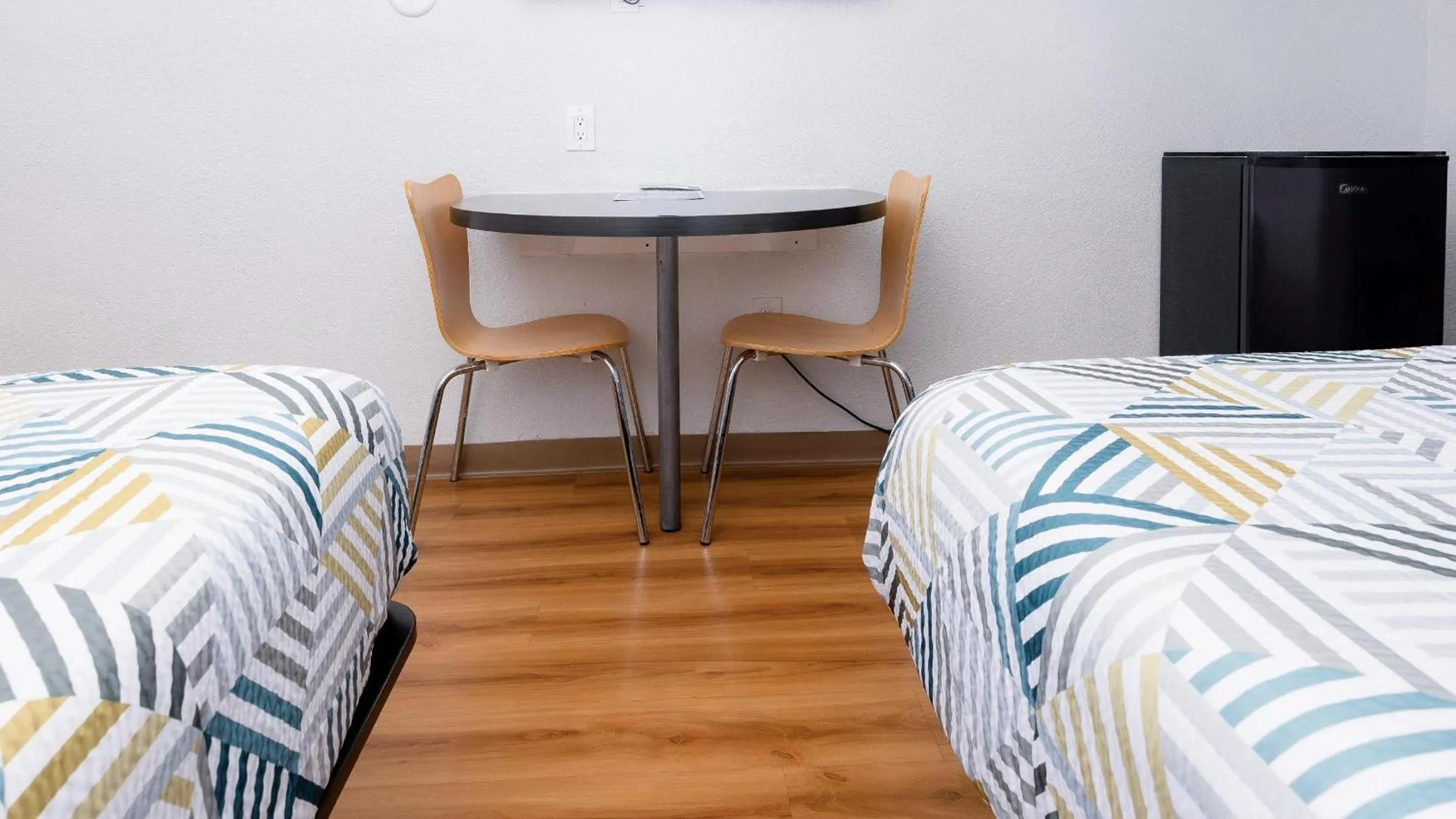 Bedroom, Bed in Motel 6 Ontario, CA - Airport