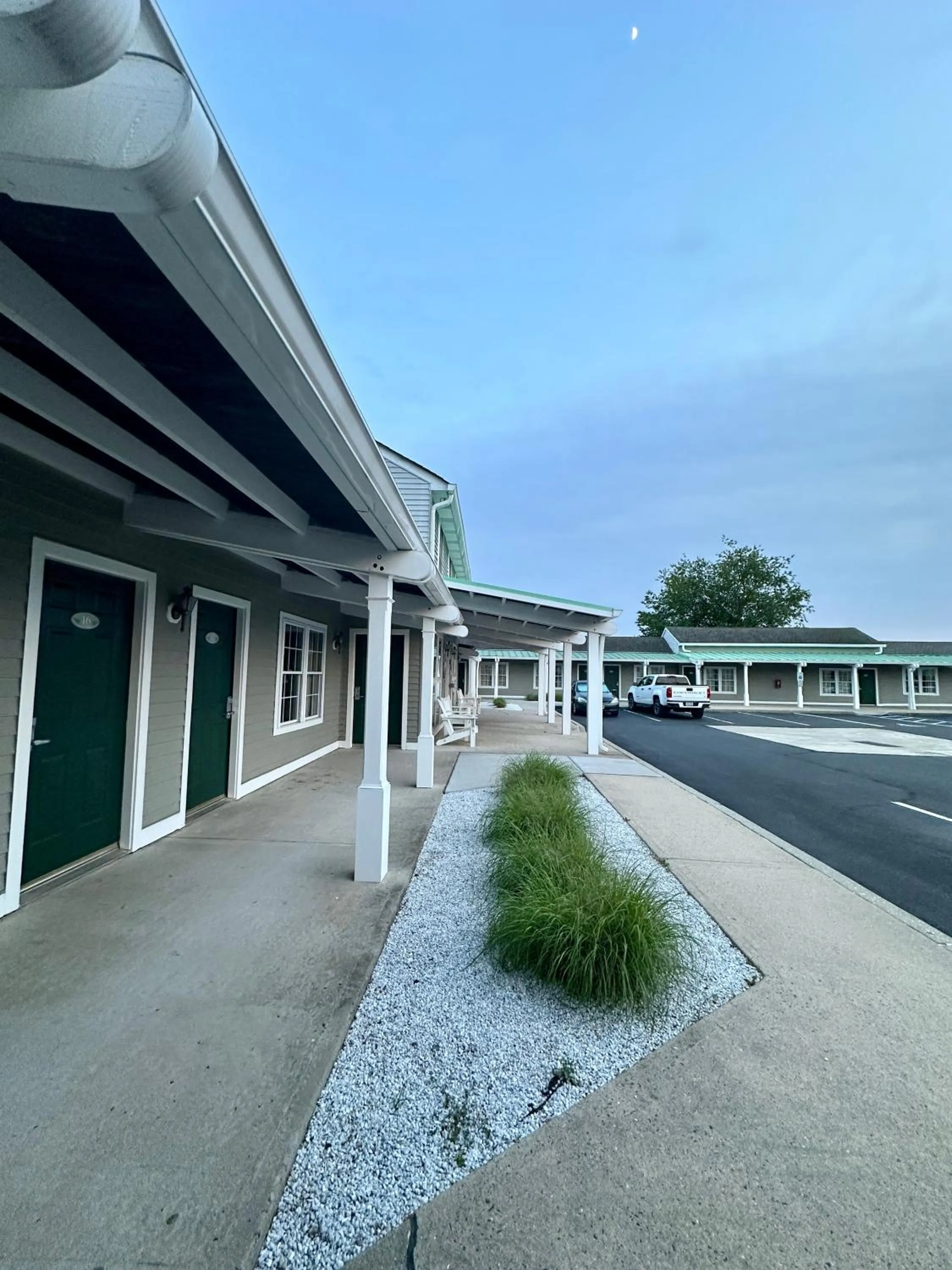 Property building in Sea Girt Lodge