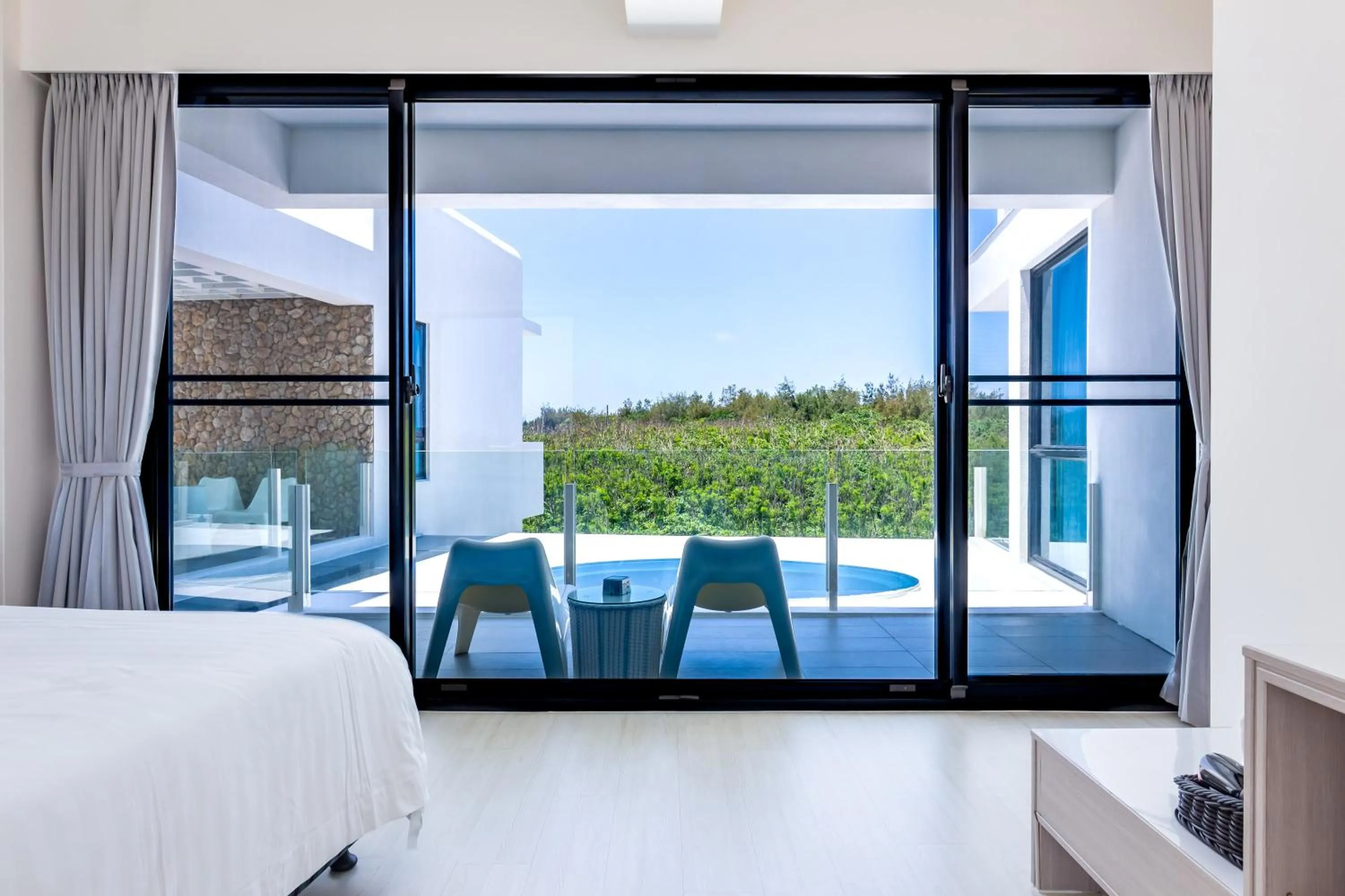 Decorative detail, Bed in Sunshine Palm B&B