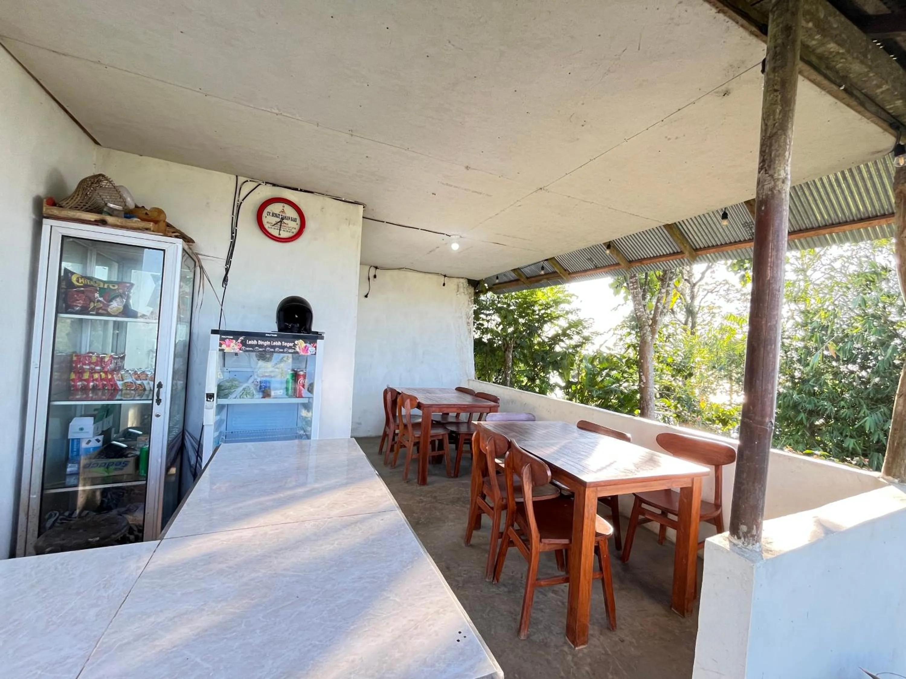 Restaurant/places to eat in Bali Sunrise Camp & Glamping