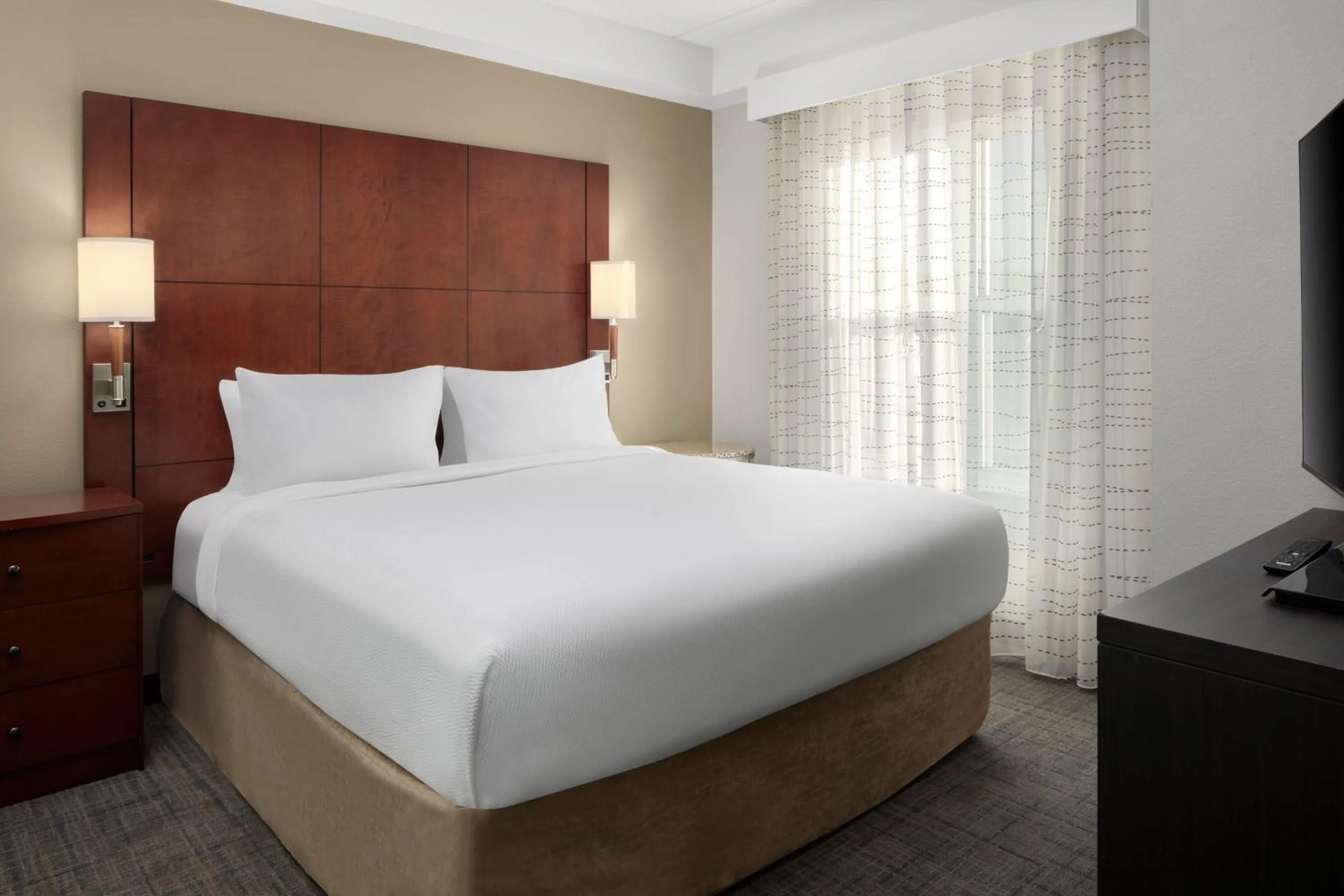 Photo of the whole room, Bed in Residence Inn Newport News Airport