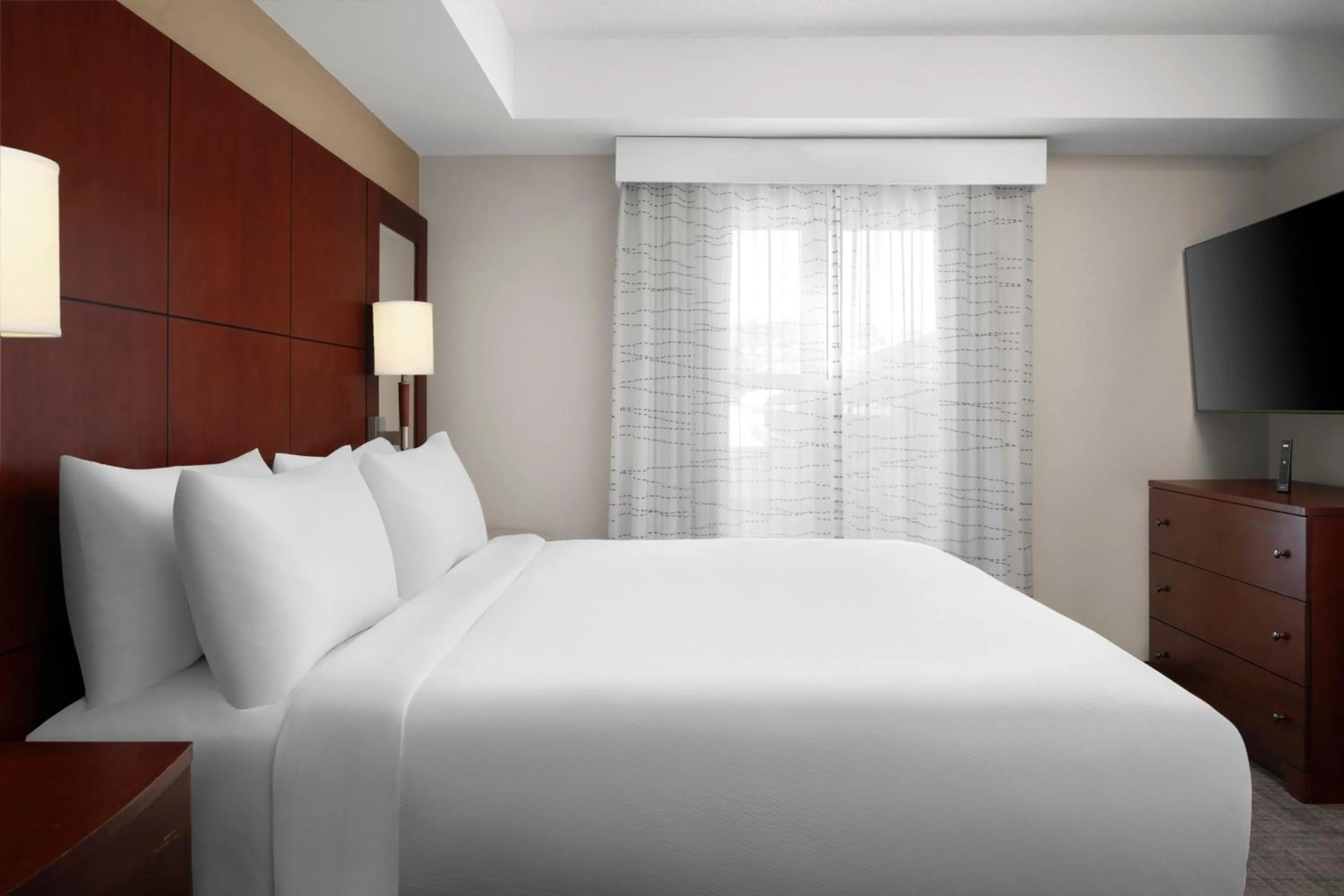 Bedroom, Bed in Residence Inn Newport News Airport