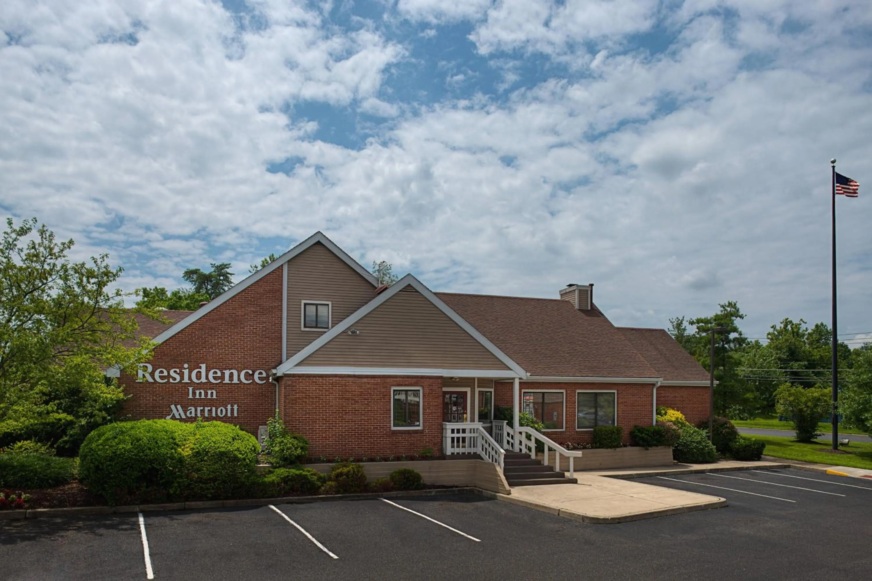 Property building in Residence Inn Cherry Hill Philadelphia