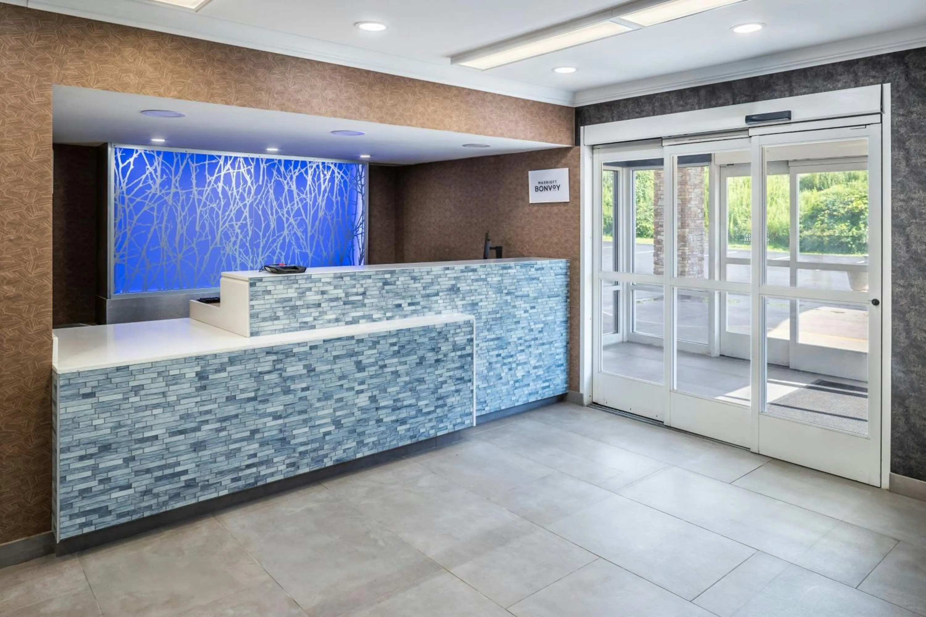 Lobby or reception in Fairfield Inn & Suites Butler