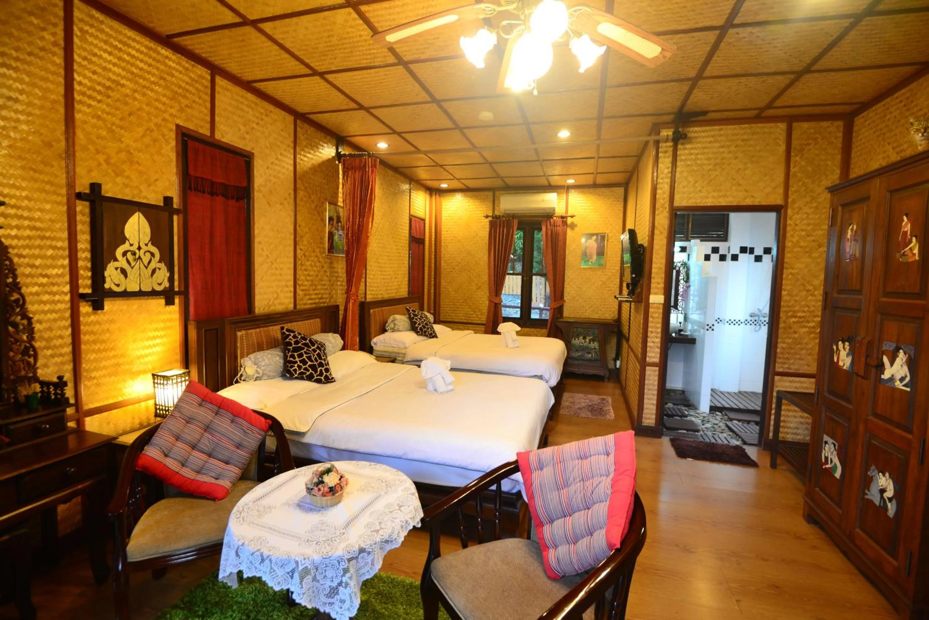 Bedroom, Bed in Viang Yonok Hotel, Restaurant, Sports Club