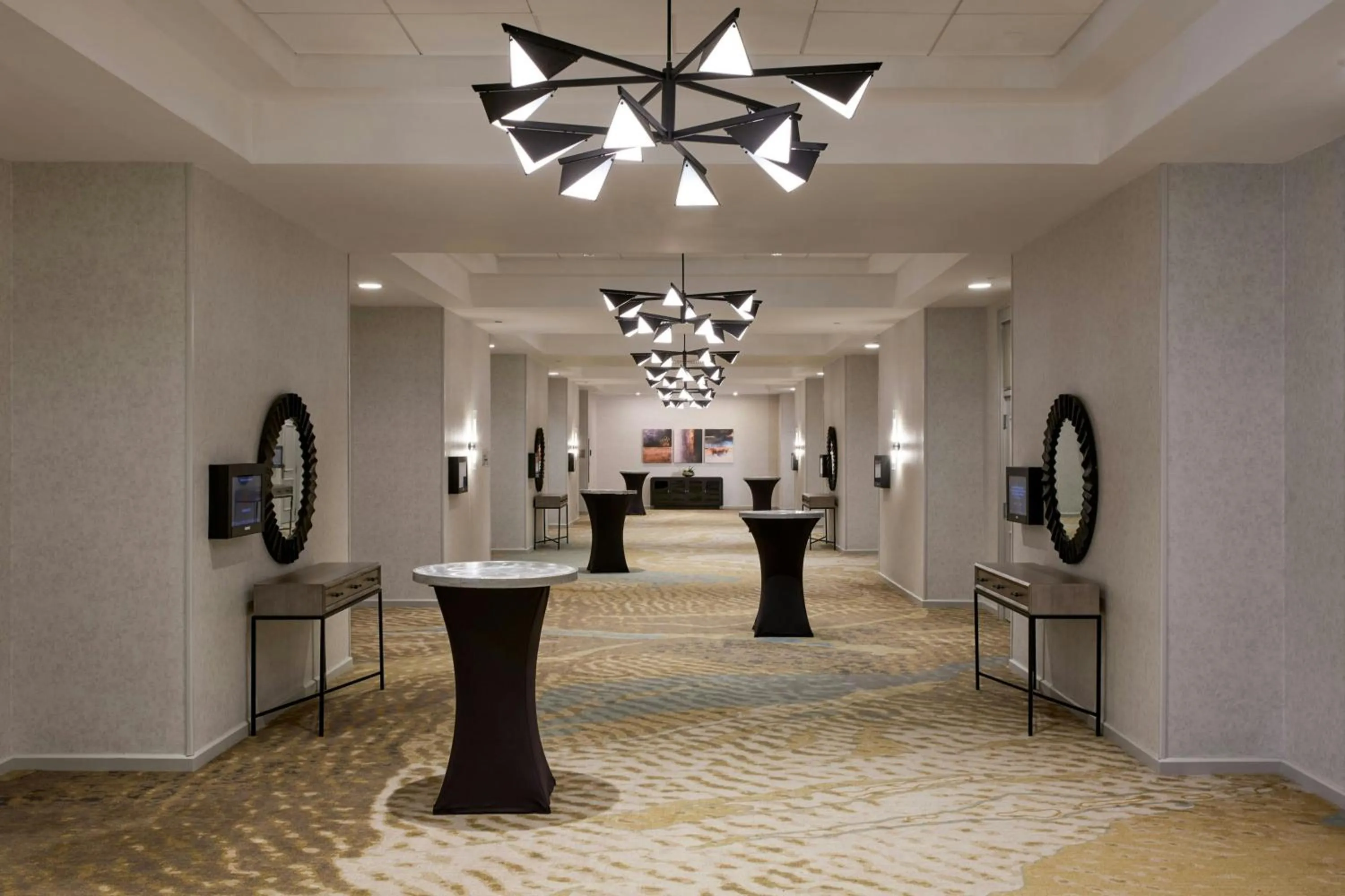 Meeting/conference room in Pittsburgh Airport Marriott