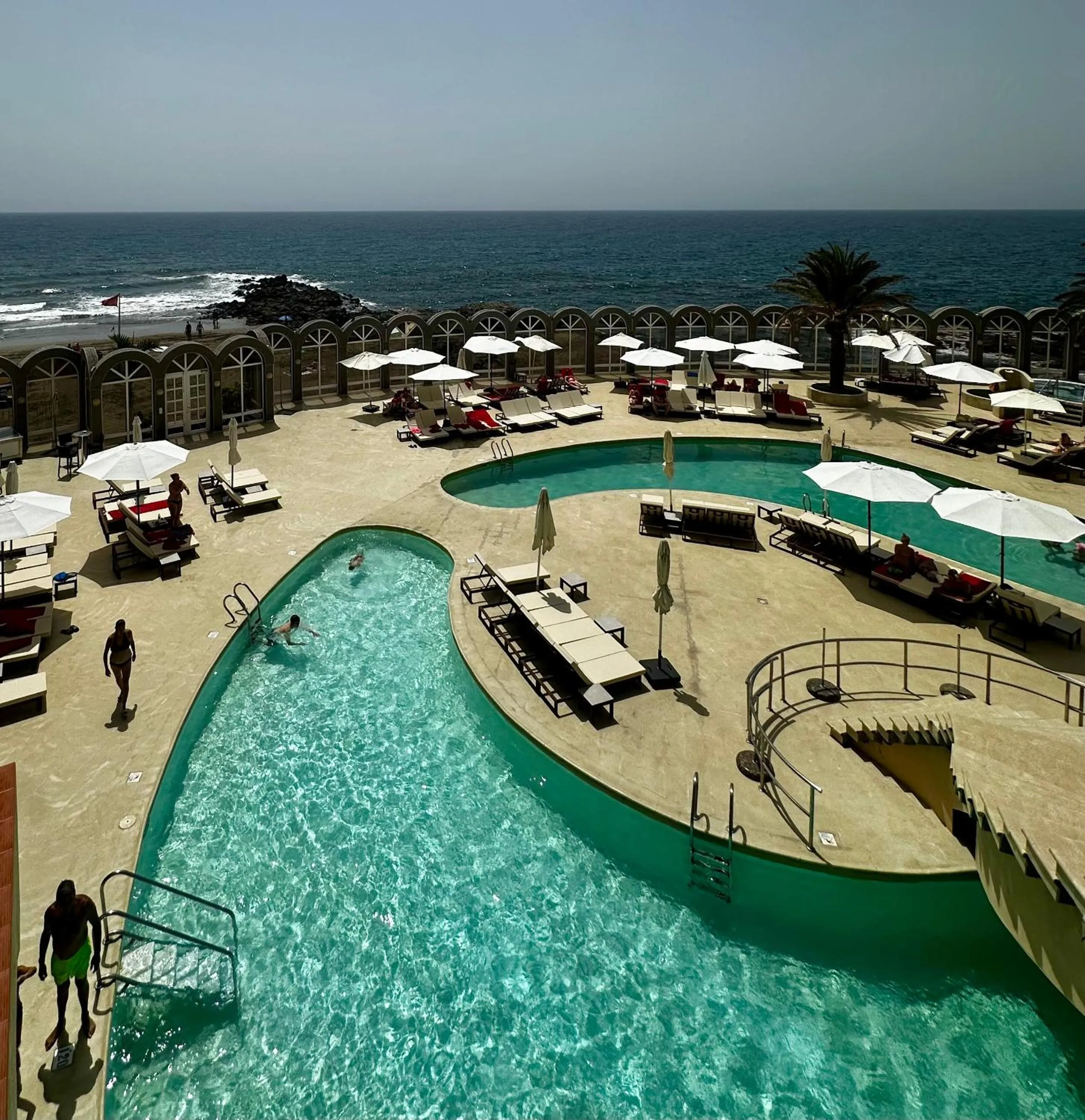 Swimming pool in Hotel San Agustin Beach Club