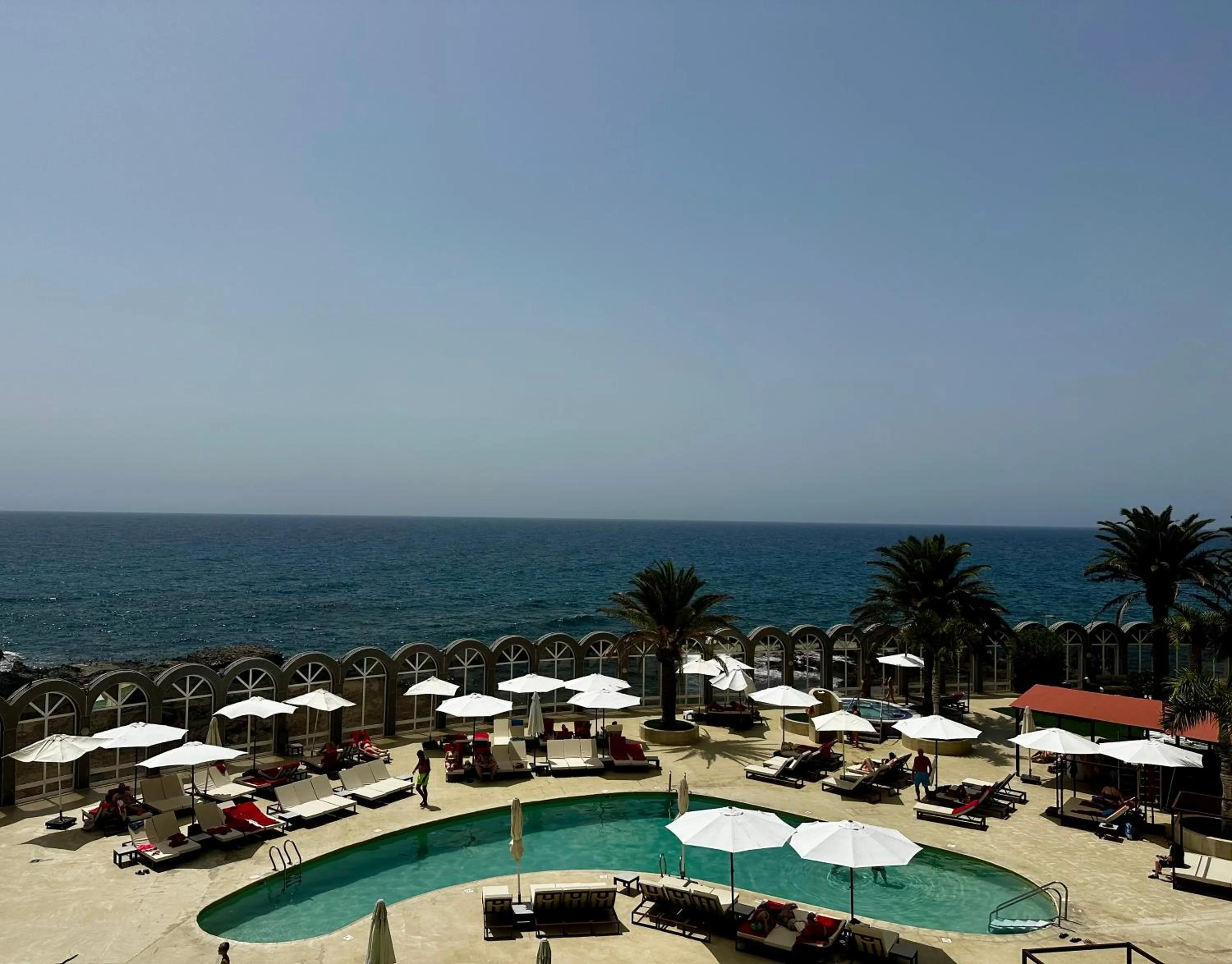 Swimming pool in Hotel San Agustin Beach Club