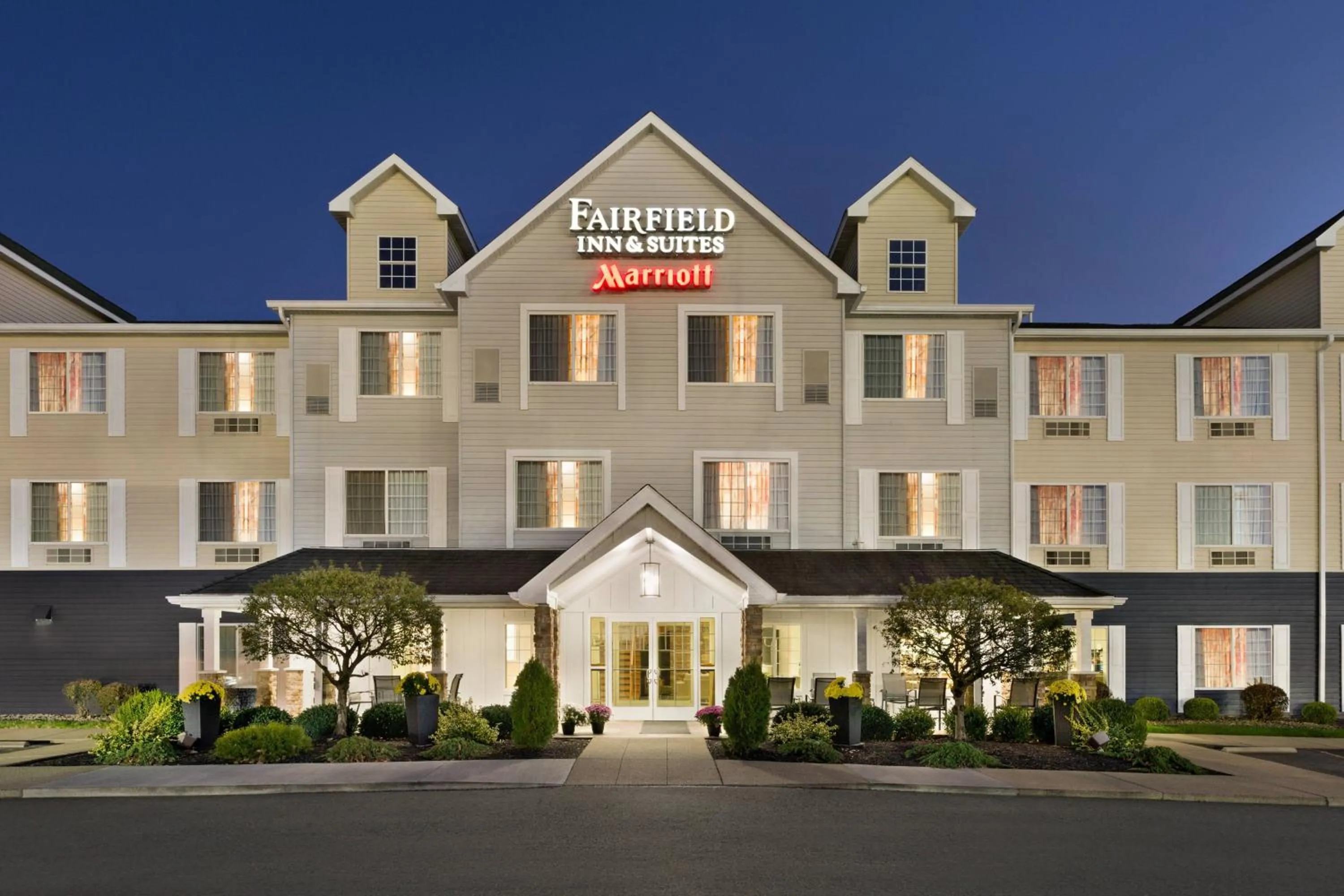 Property building in Fairfield Inn & Suites Wheeling - St. Clairsville, OH