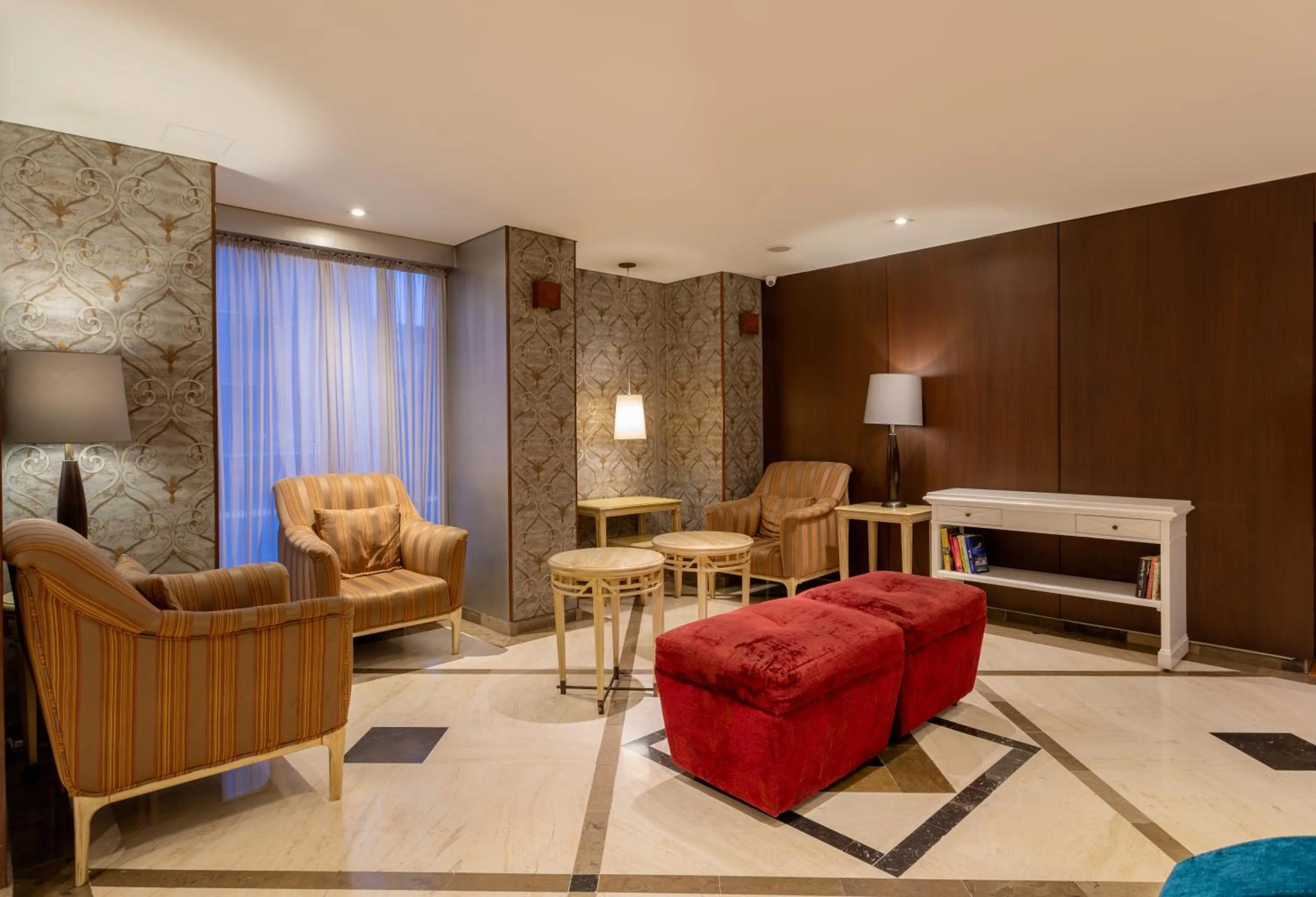 Area and facilities in GHL Hotel Hamilton