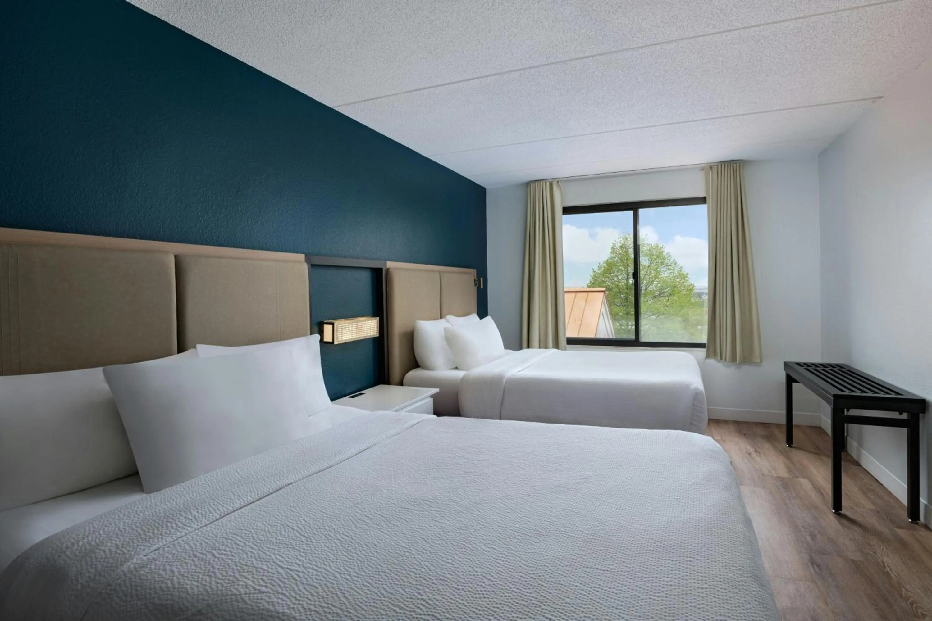 Bedroom, Bed in SpringHill Suites by Marriott Pittsburgh Washington