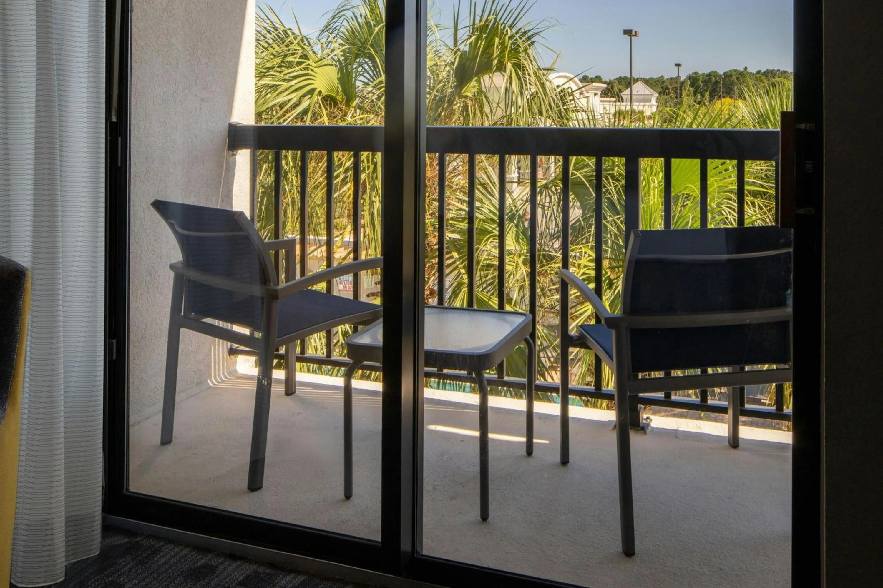 Photo of the whole room in Courtyard Gulf Shores Craft Farms