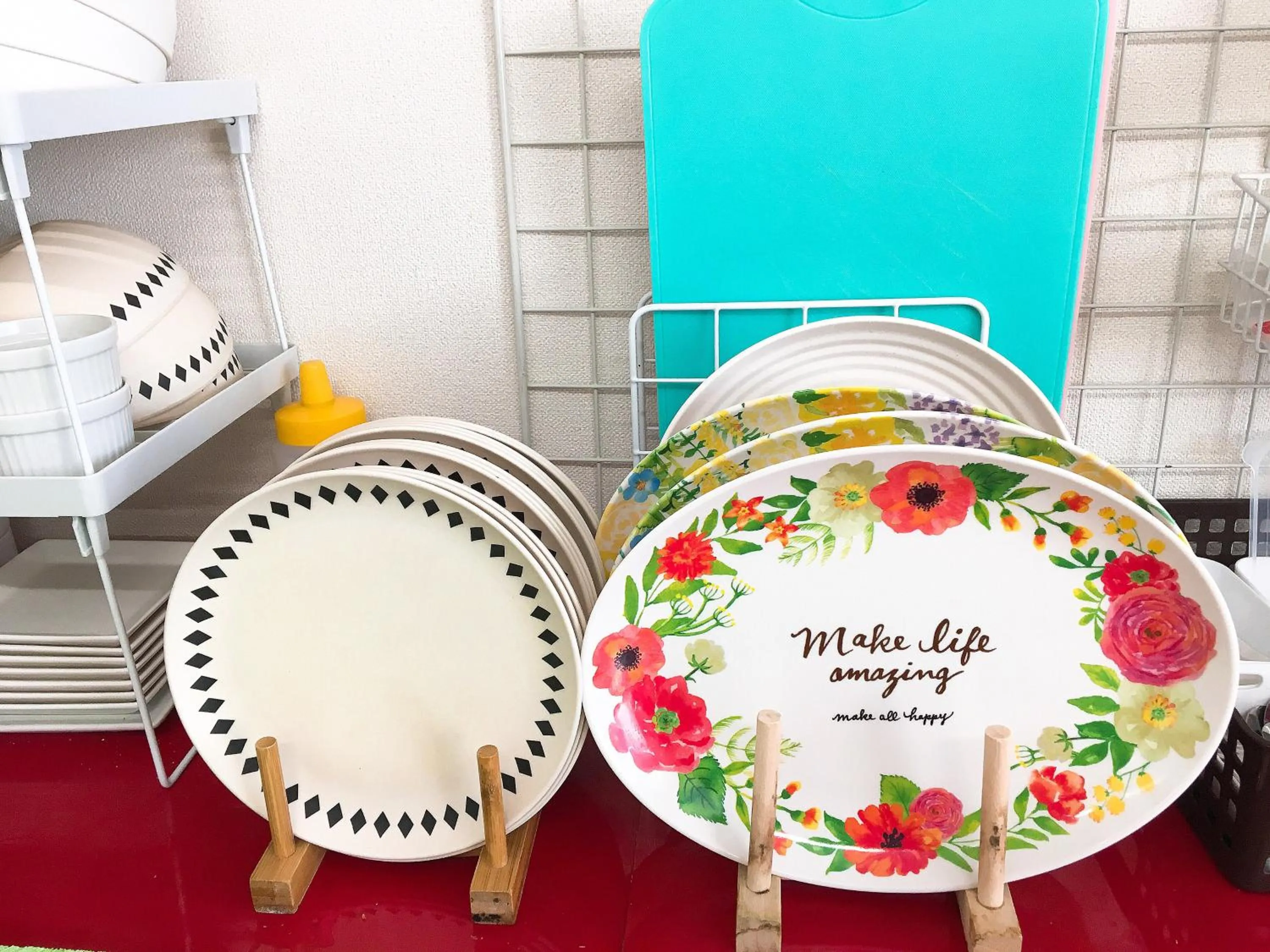 Communal kitchen in Hostel Mallika