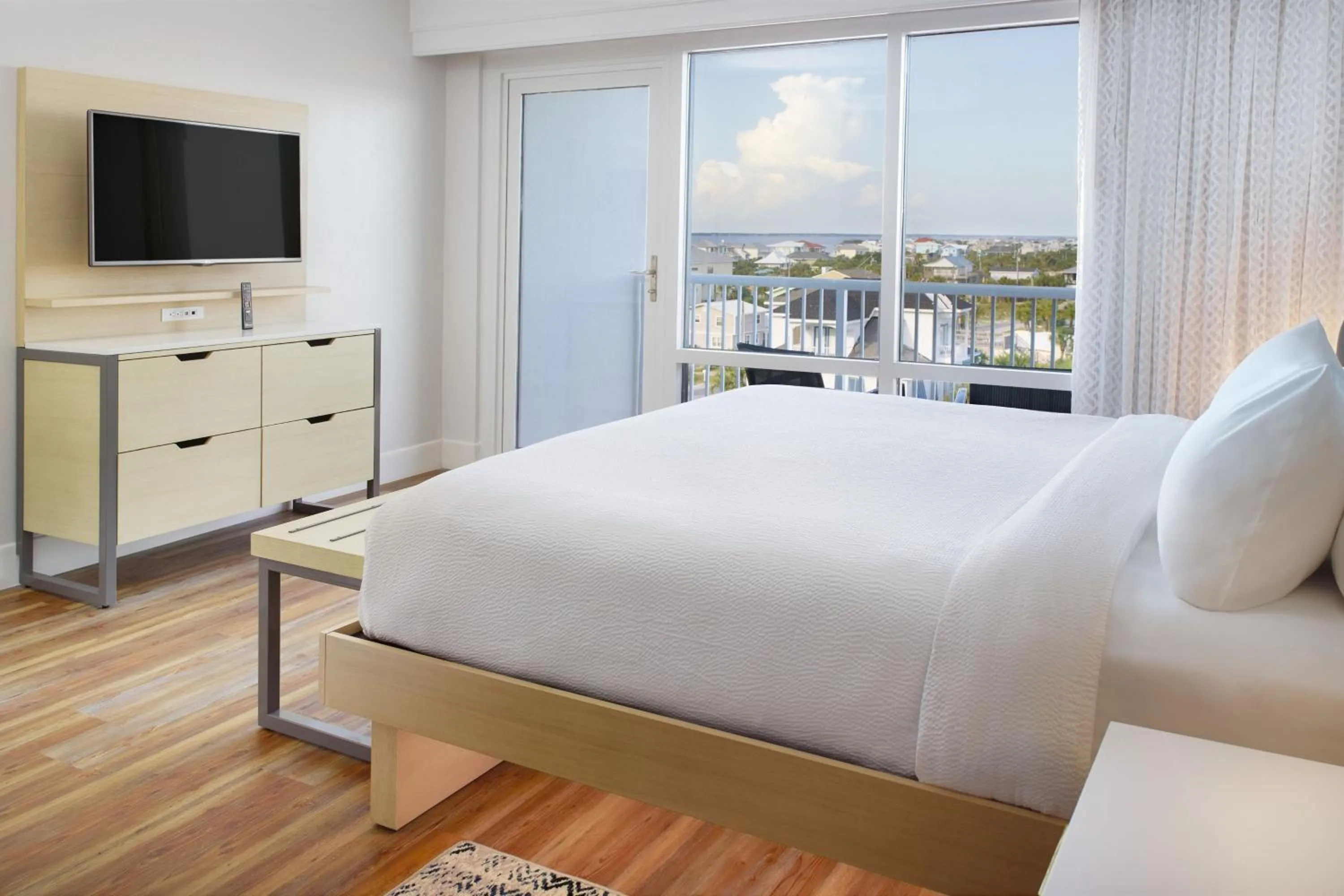 Photo of the whole room, Bed in SpringHill Suites by Marriott Pensacola Beach