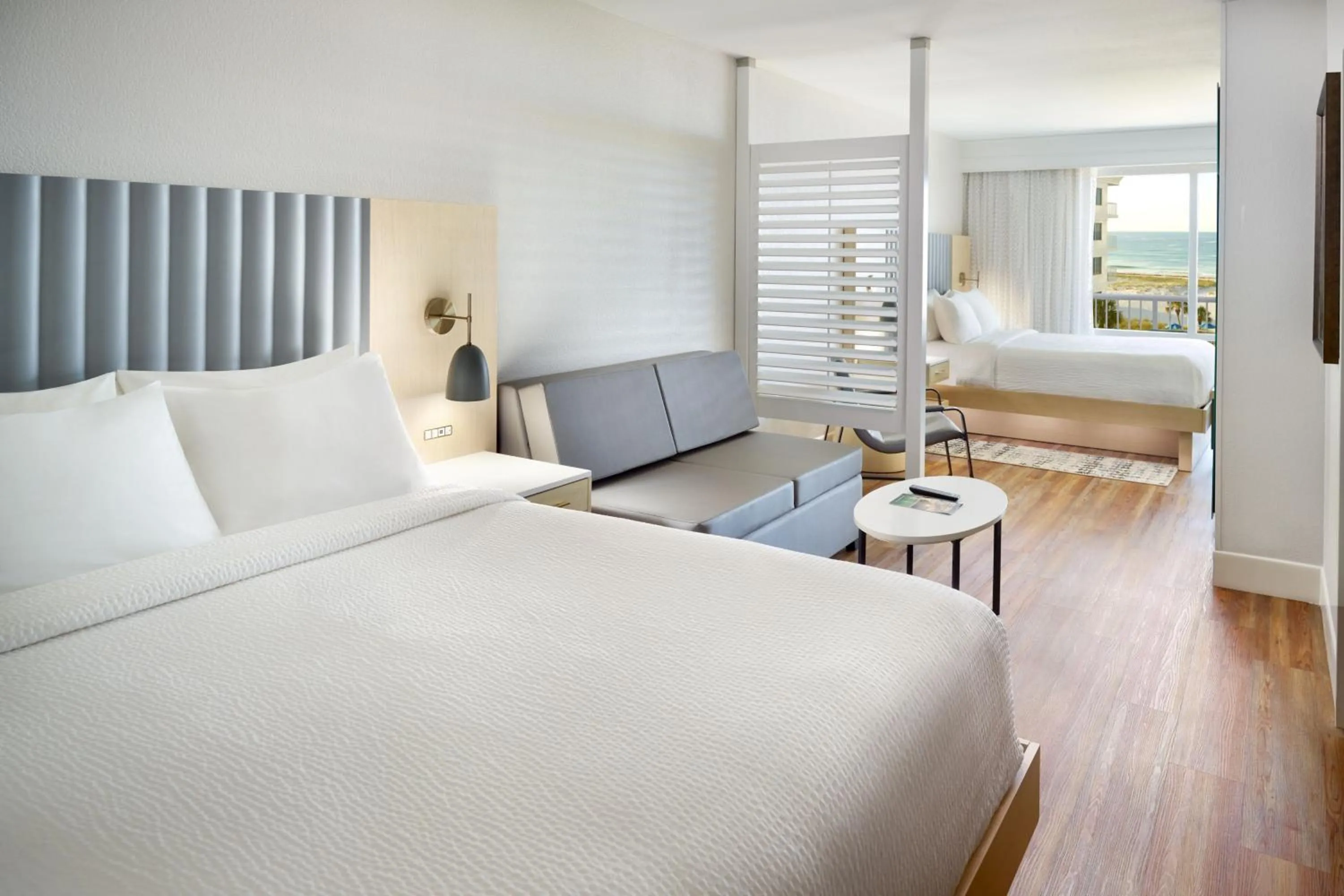 Swimming pool, Bed in SpringHill Suites by Marriott Pensacola Beach