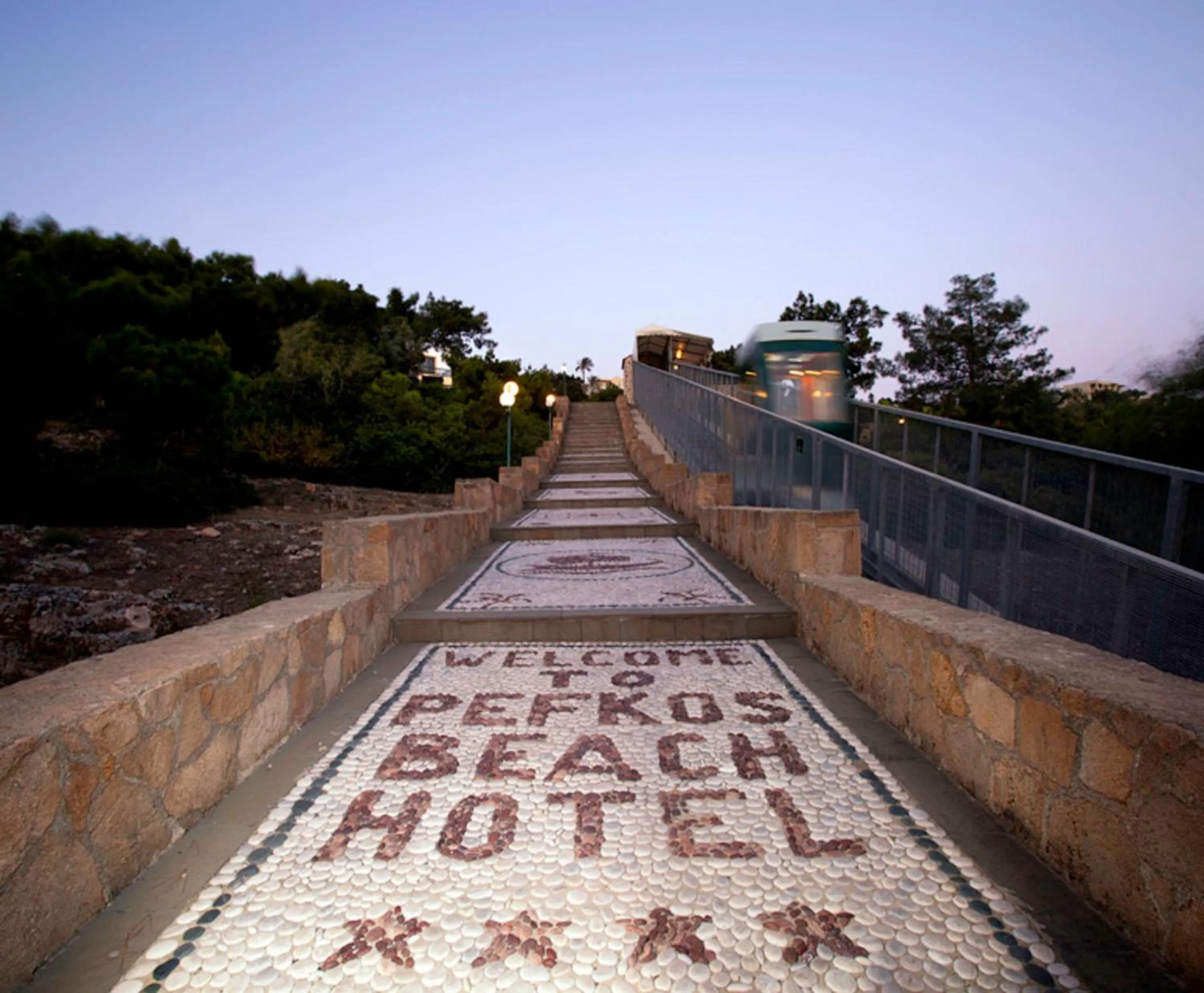 Facade/entrance in Pefkos Beach Studios & Apartments