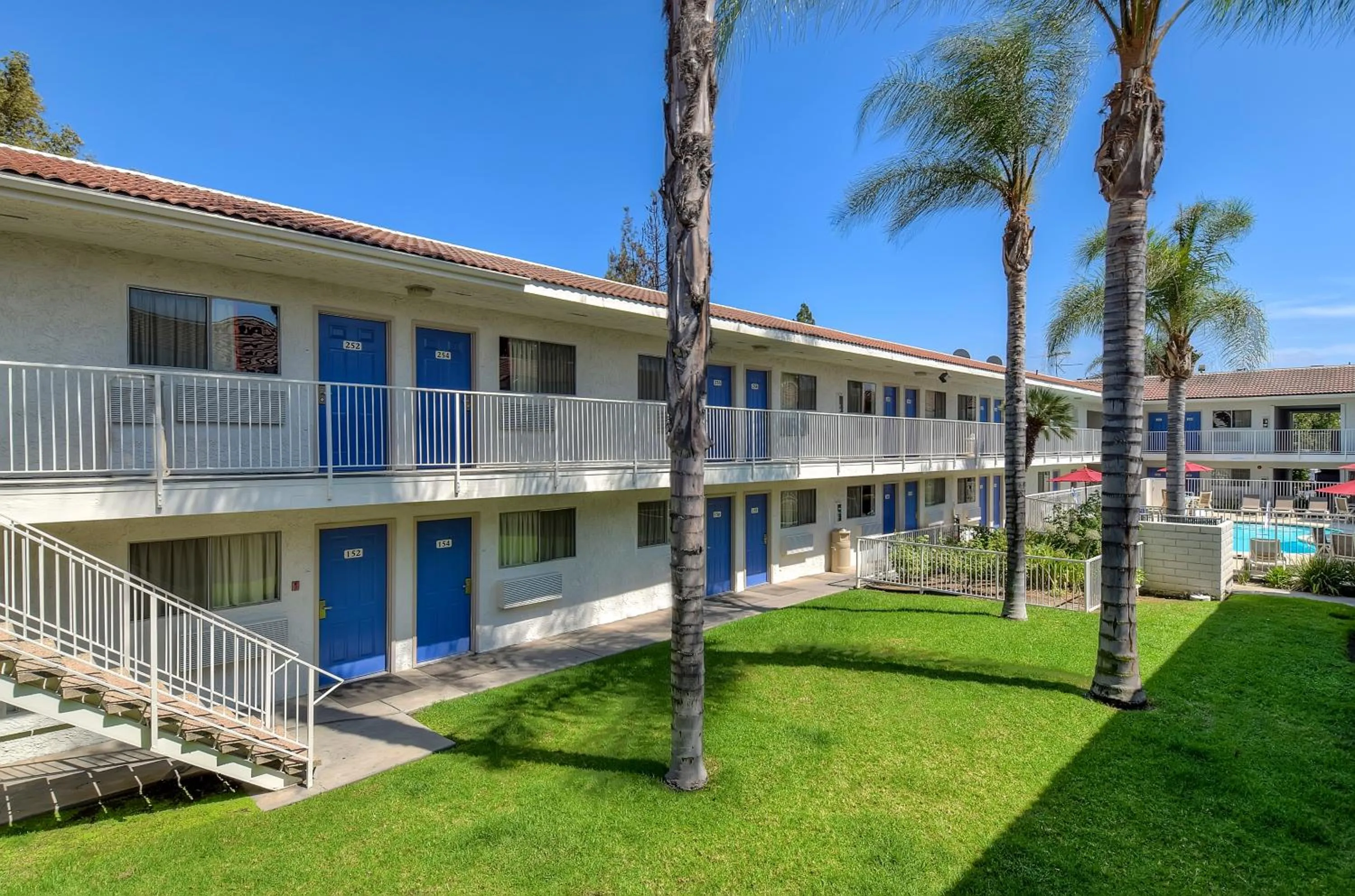 Property building in Motel 6-Rowland Heights, CA - Los Angeles - Pomona
