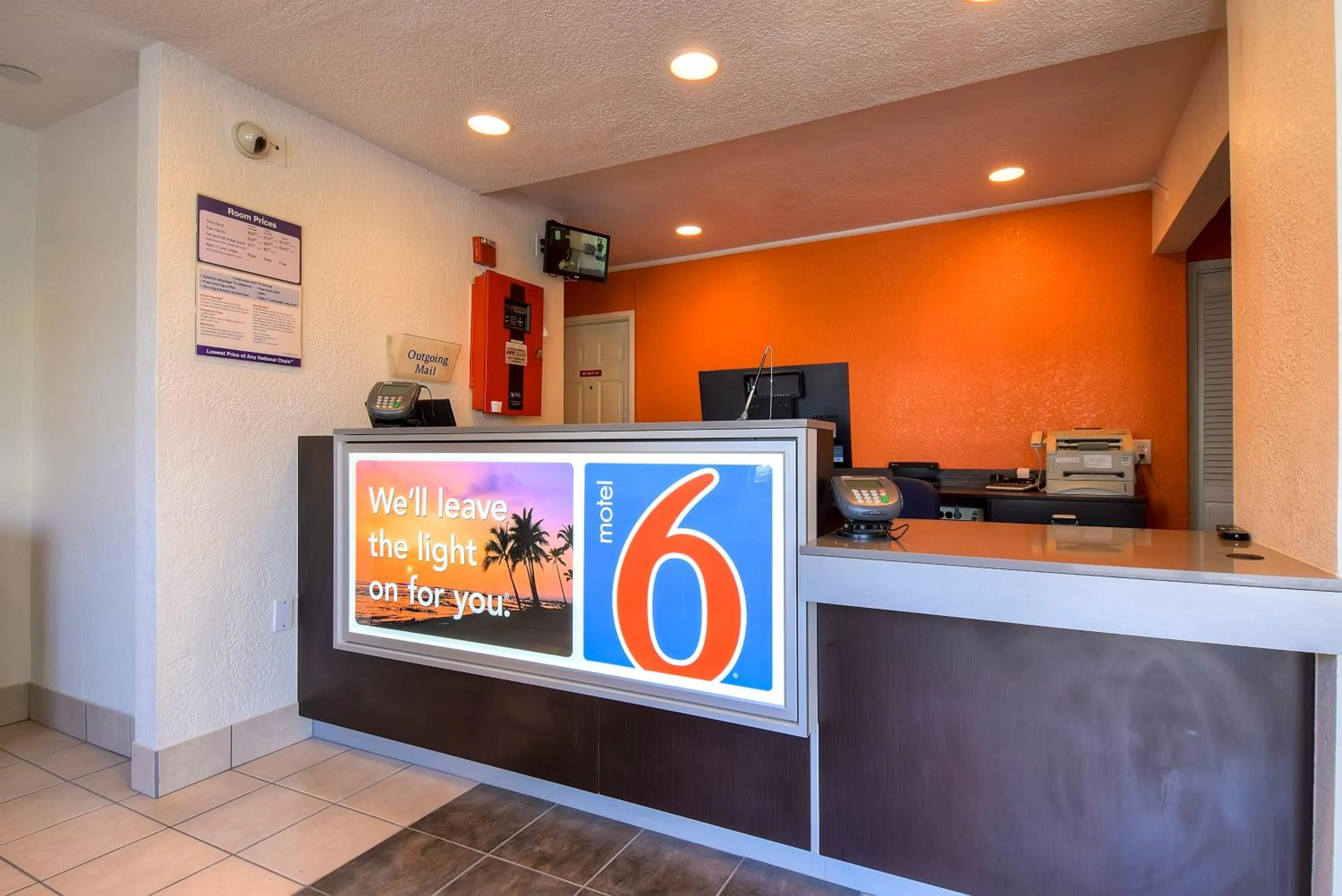 Lobby or reception in Motel 6-Rowland Heights, CA - Los Angeles - Pomona